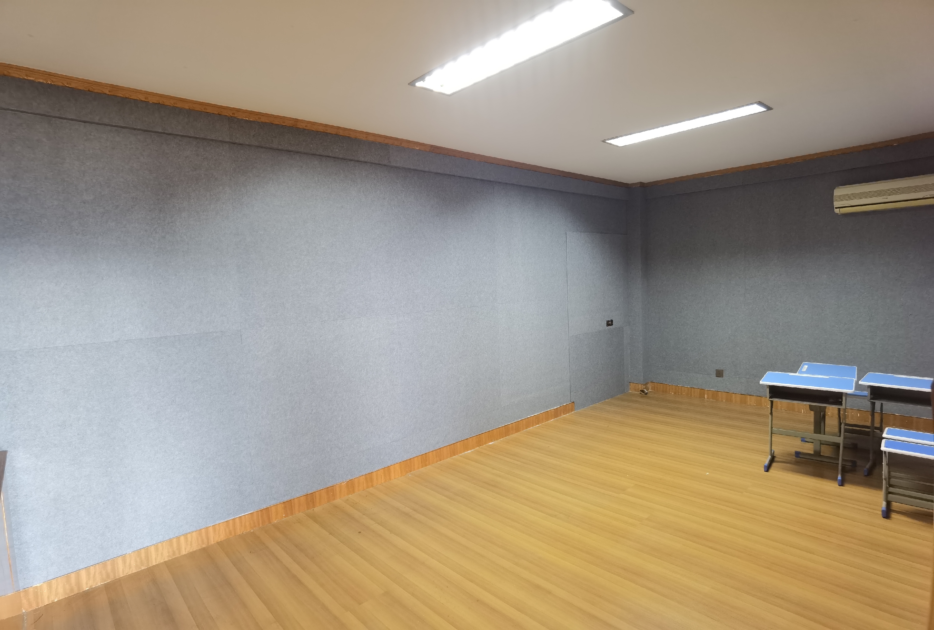 天鑫大厦 5室2厅1卫 143.00m&sup2;