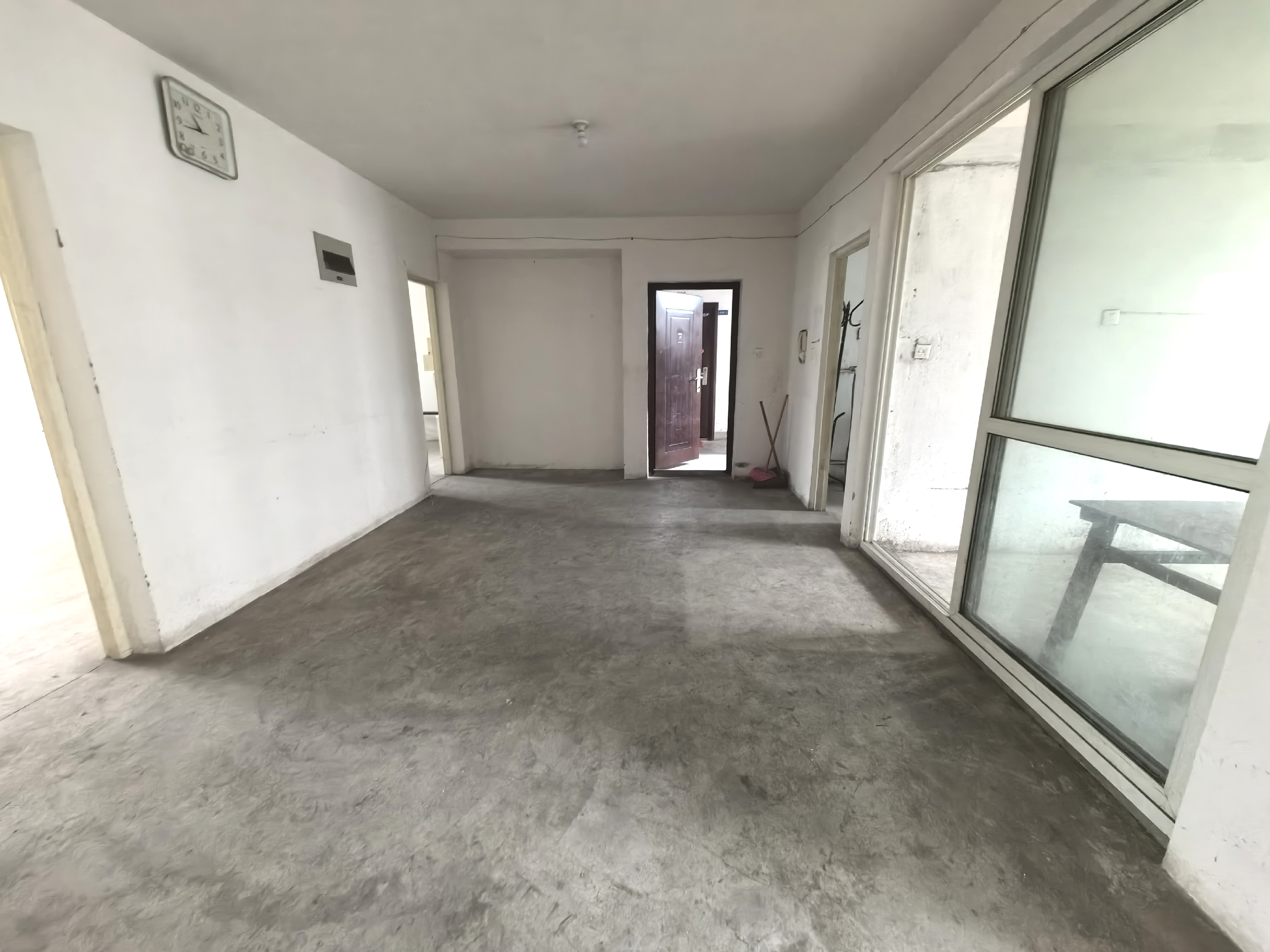 和谐怡园佳苑 3室2厅1卫 135m&sup2;