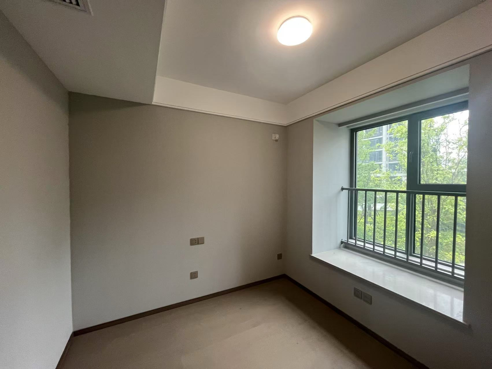 长泰滨河国际 3室2厅2卫 127.77m&sup2;