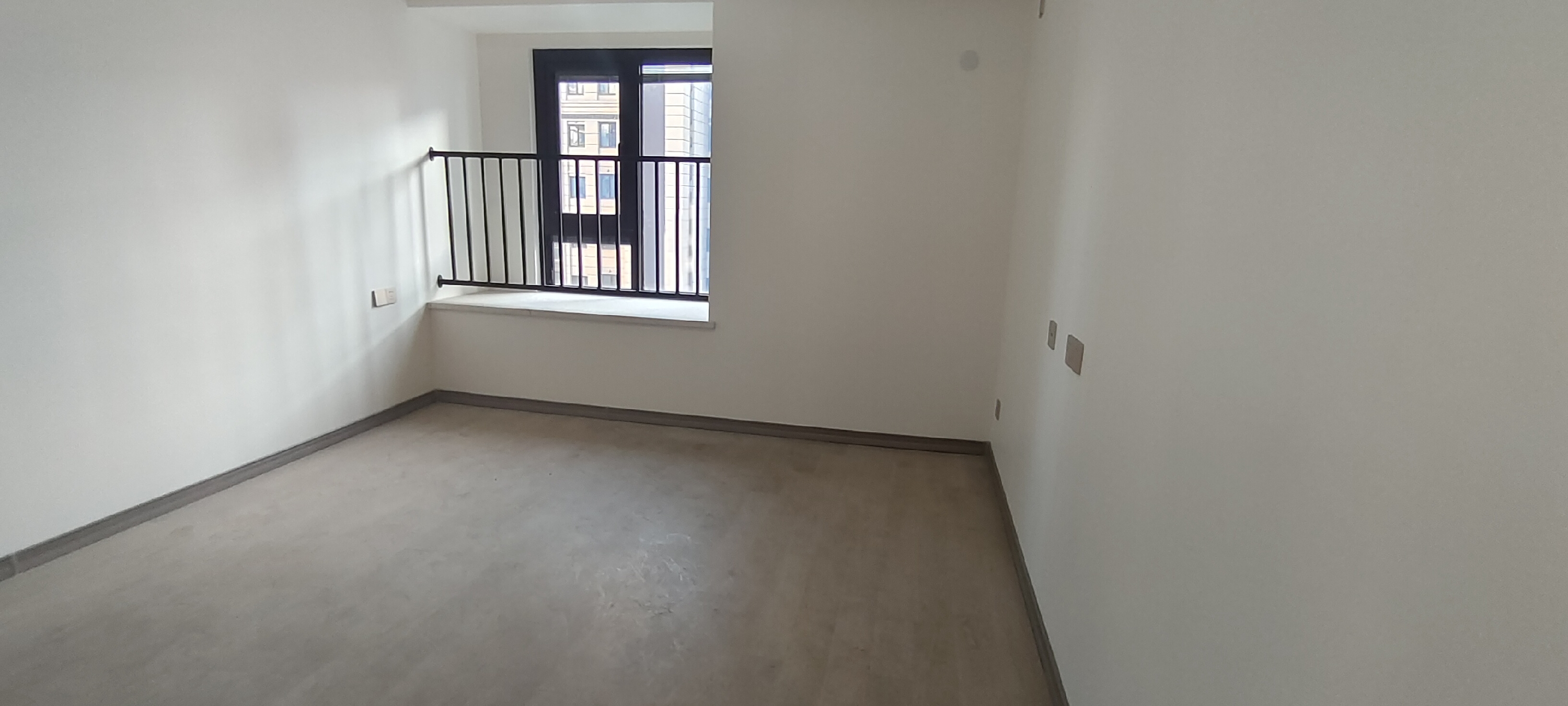 中创大都会 3室1厅1卫 110m&sup2;
