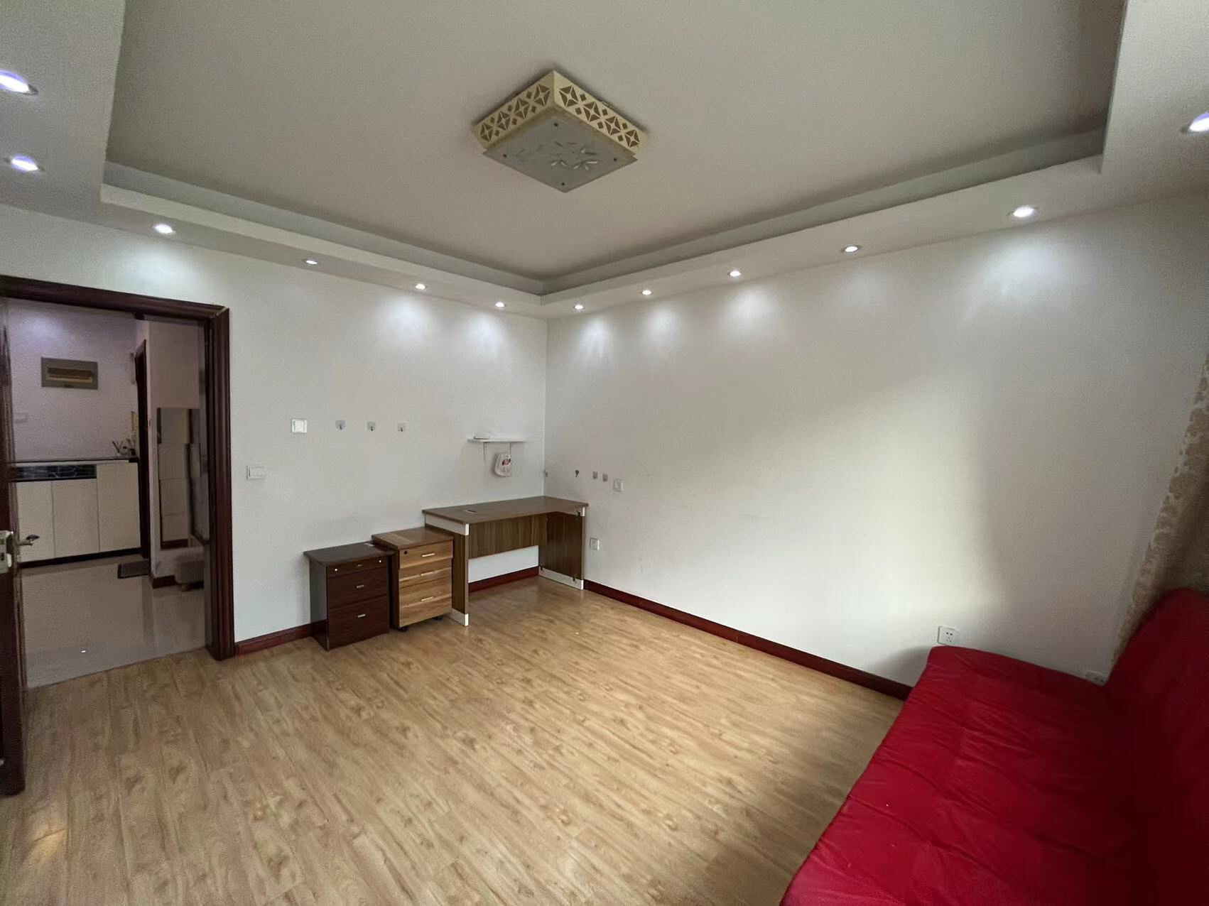 新星苑 2室1厅1卫 78m&sup2;