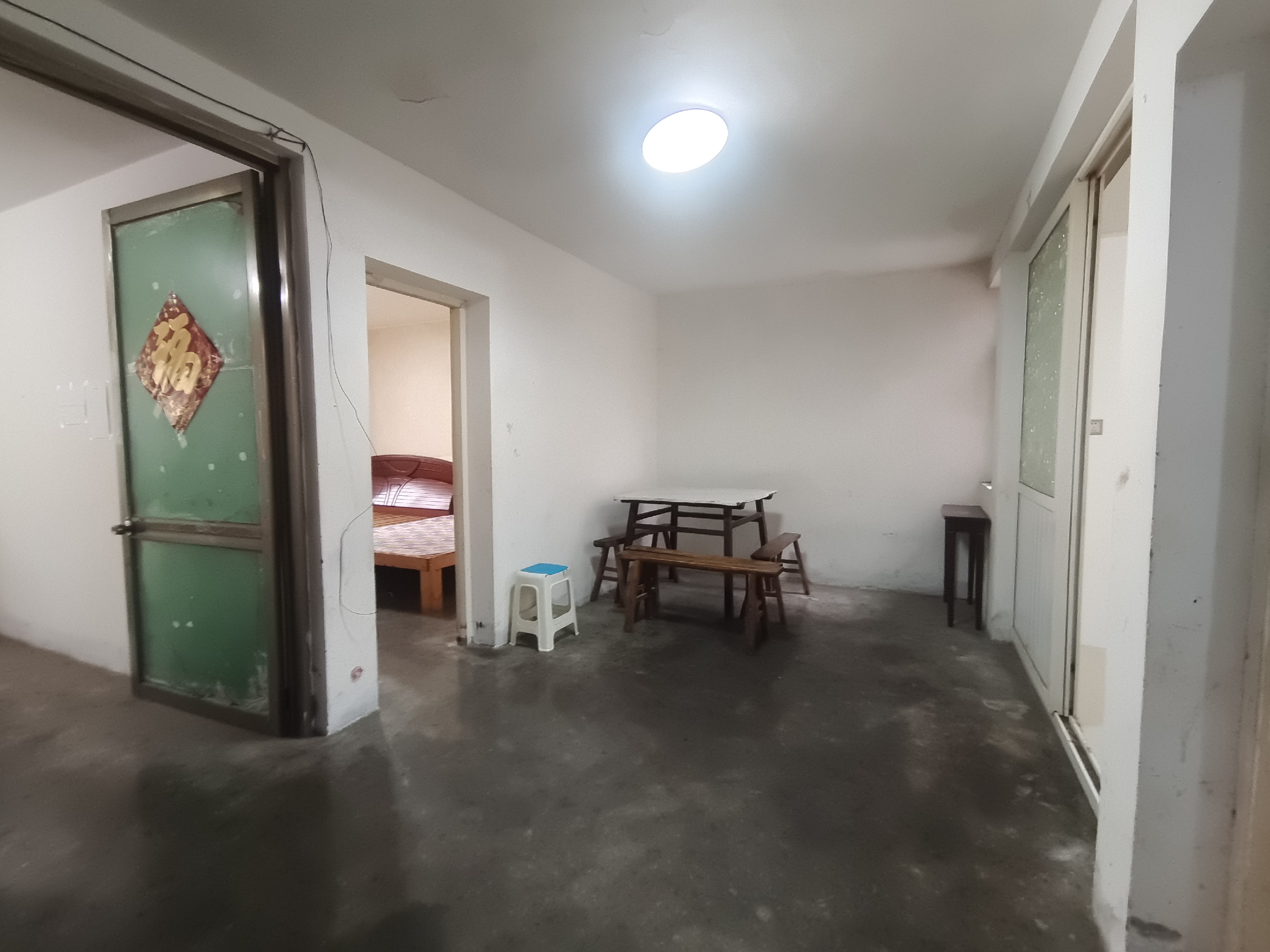 秦灶新村北区 2室1厅1卫 80m²