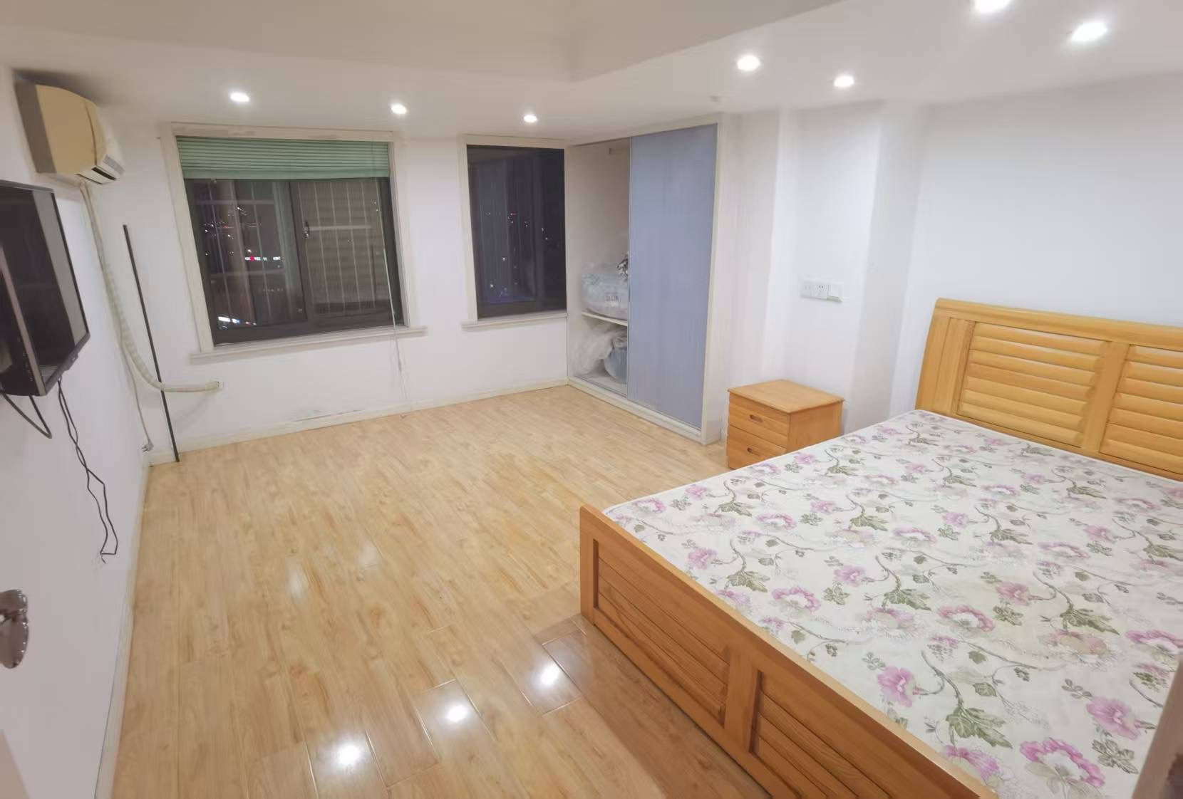 中房汇达广场 2室2厅1卫 72.00m&sup2;