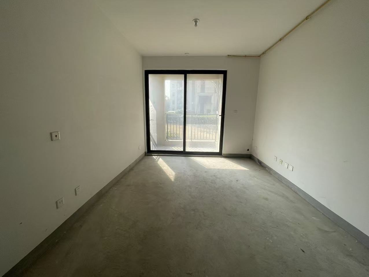 绿地新里城 3室2厅1卫 90.88m&sup2;