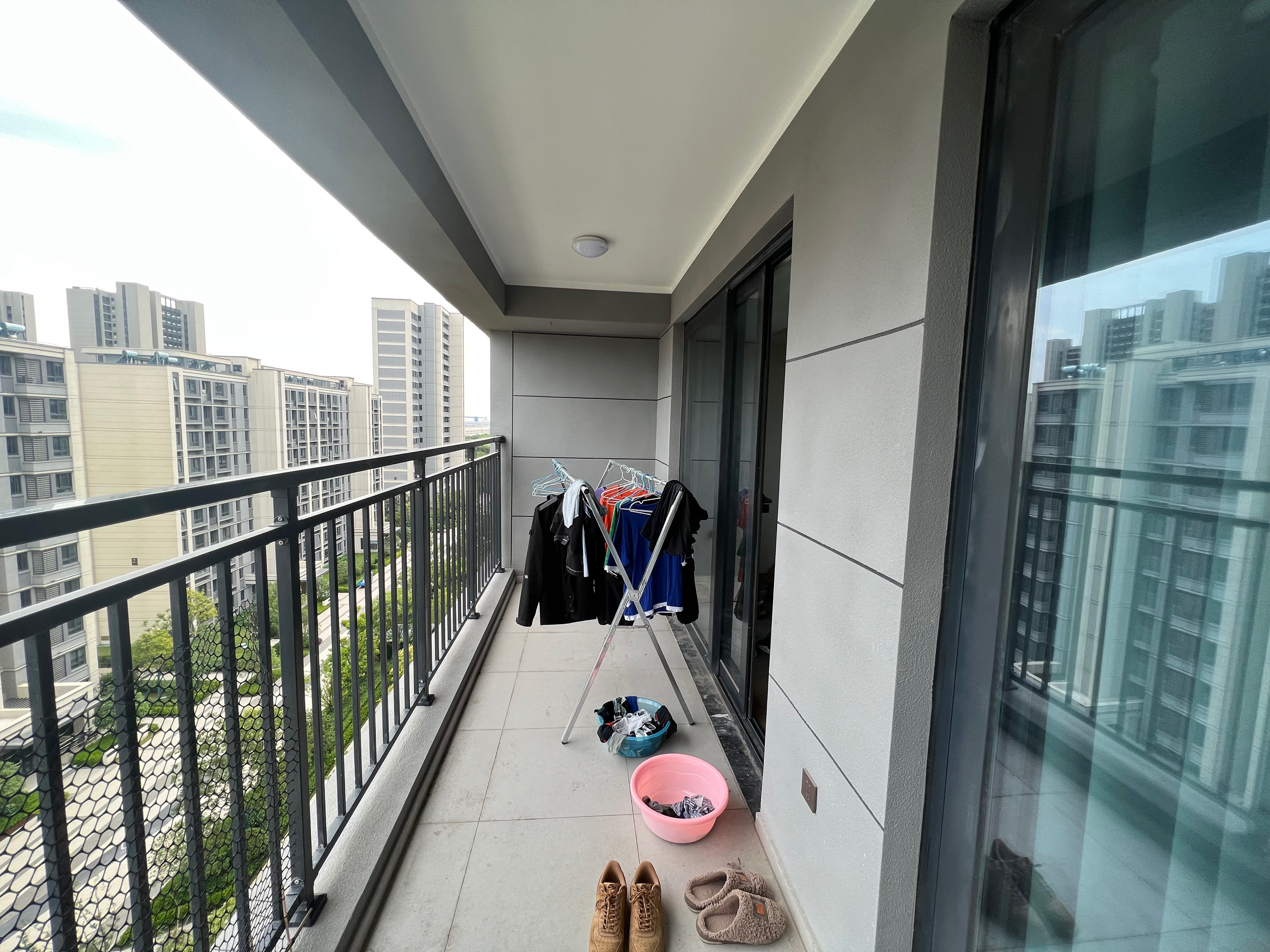 万科未来之光 3室2厅1卫 100m&sup2;