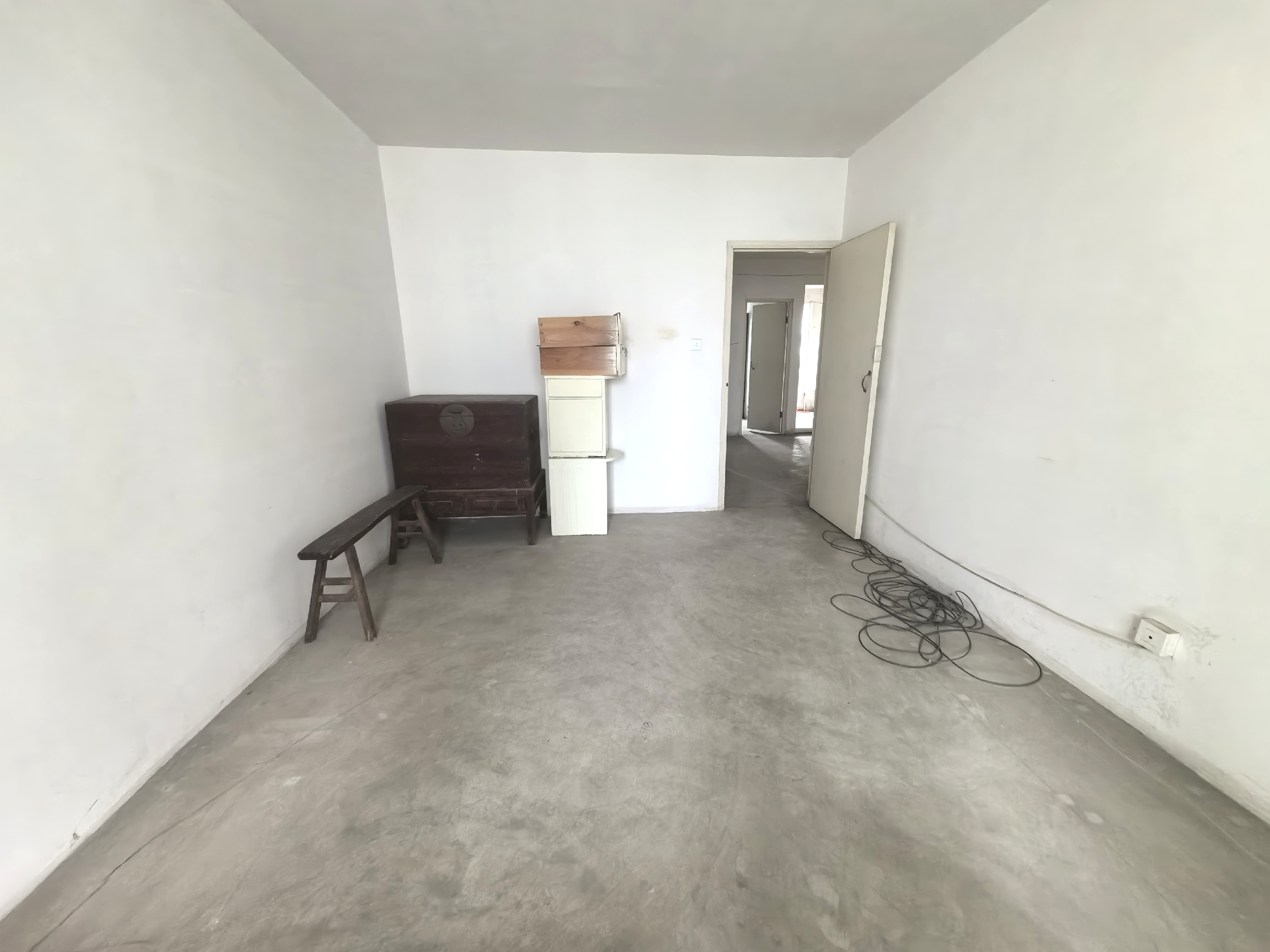 和谐怡园佳苑 3室2厅1卫 135m&sup2;