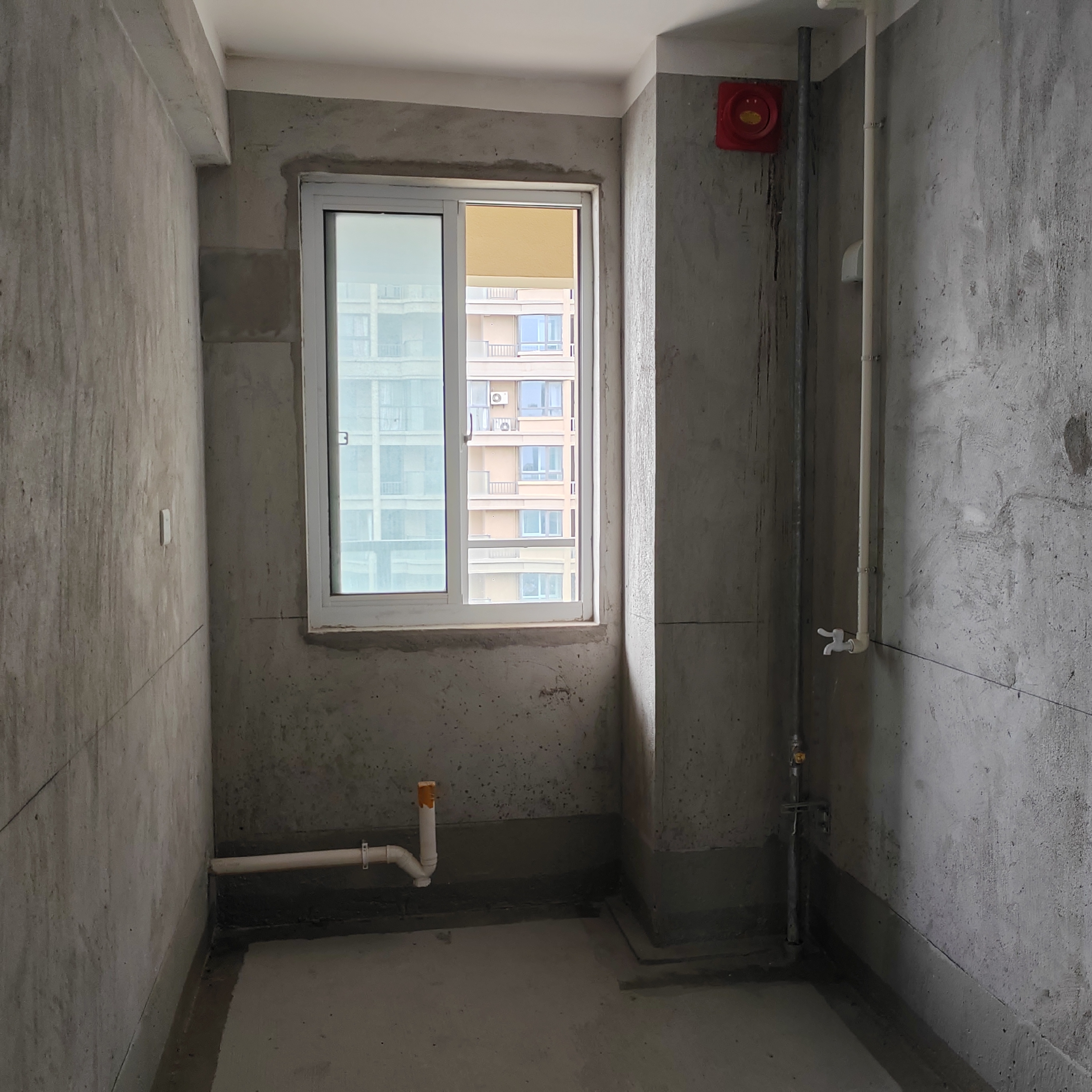 富都豪园 3室2厅1卫 120m&sup2;