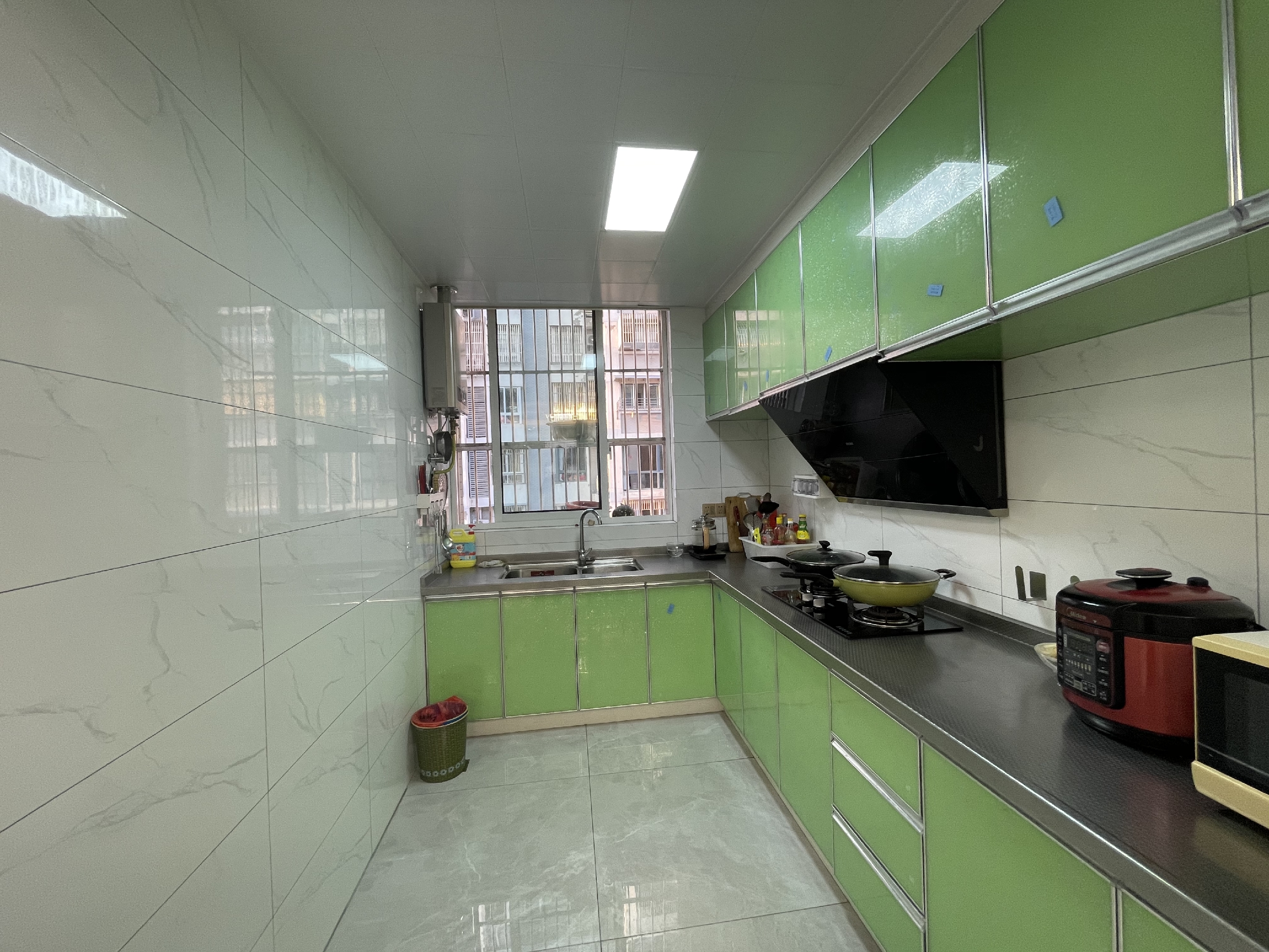 金霞南苑南区 3室2厅2卫 131.00m&sup2;