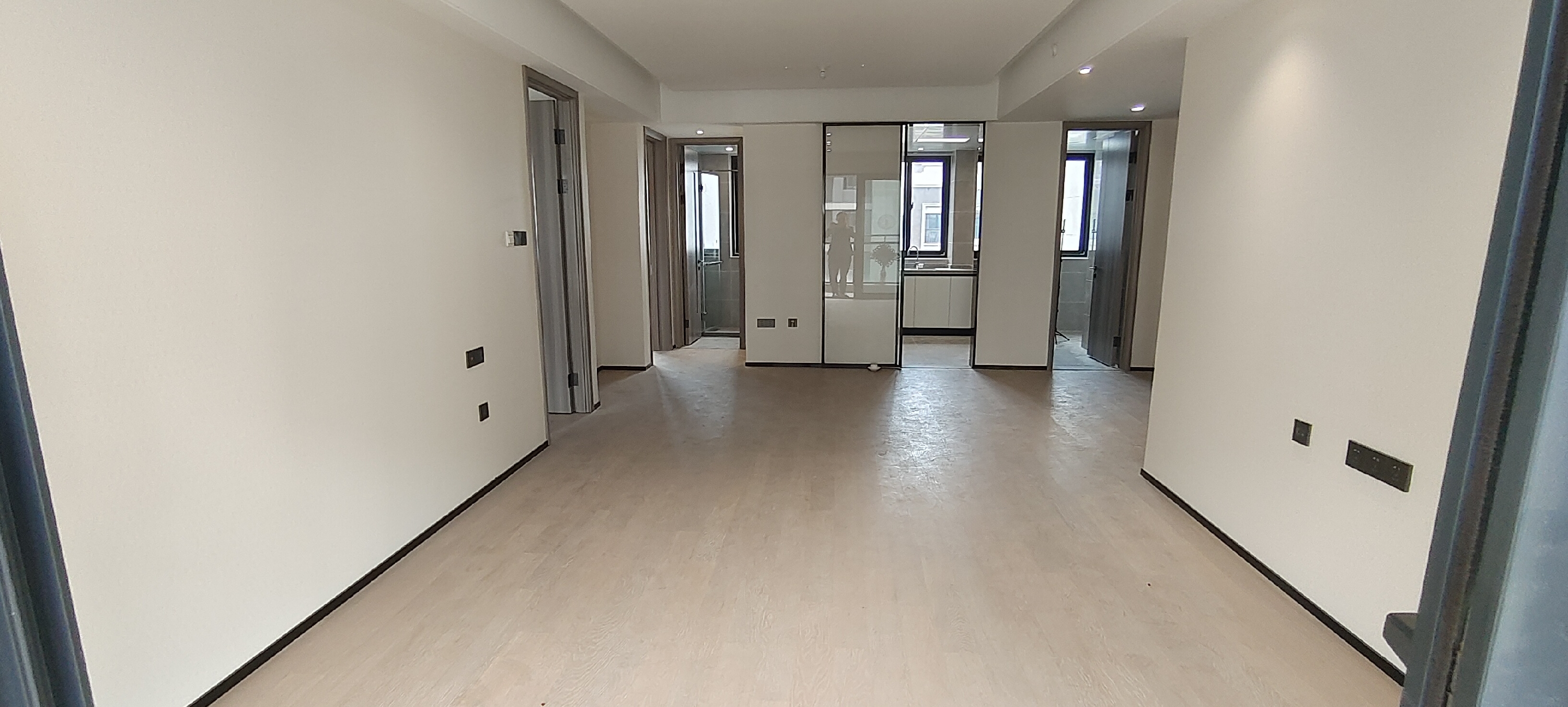 万科翡翠公园 3室2厅2卫 125.00m&sup2;