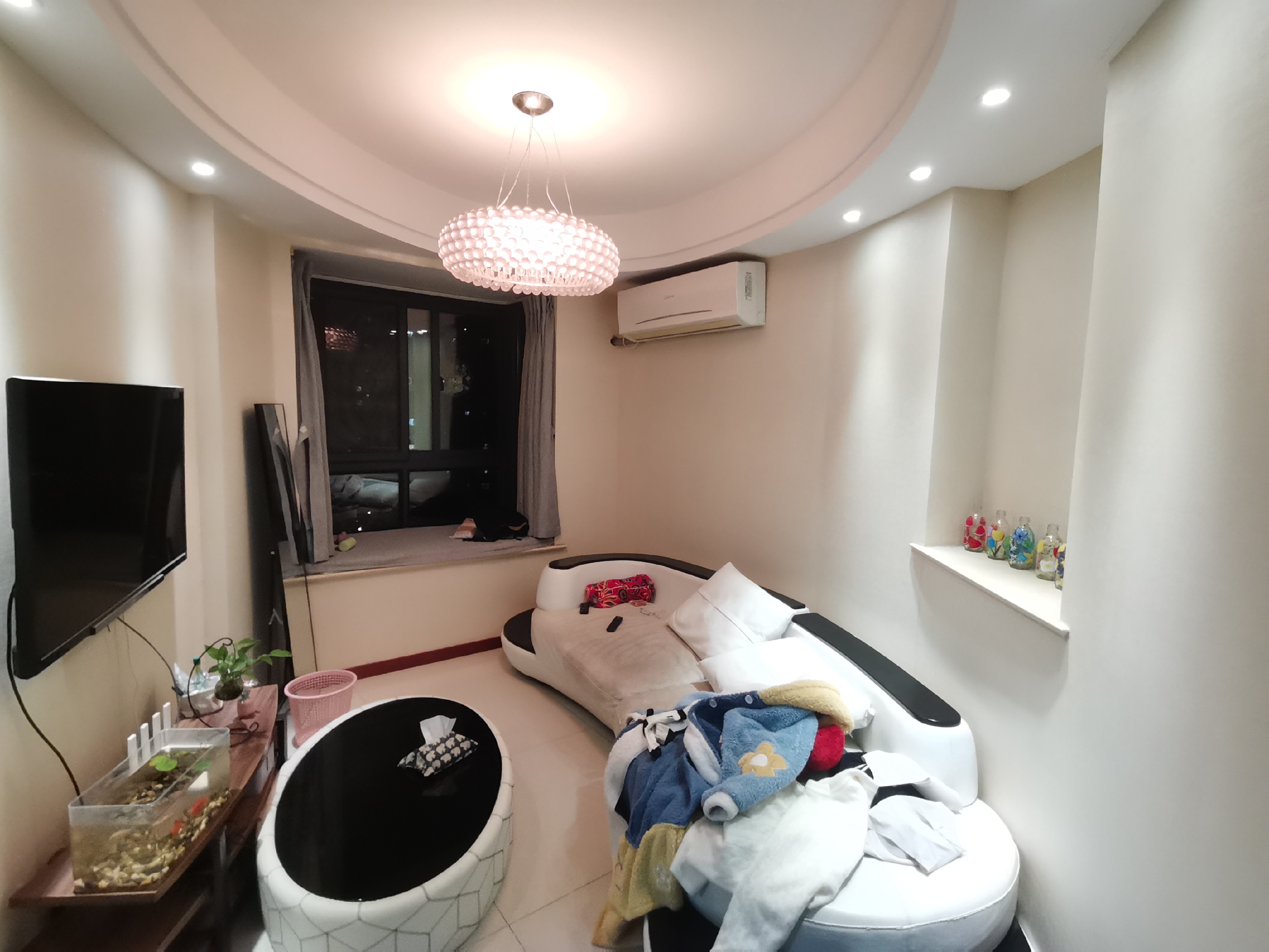 炜赋花苑 2室2厅1卫 91m&sup2;