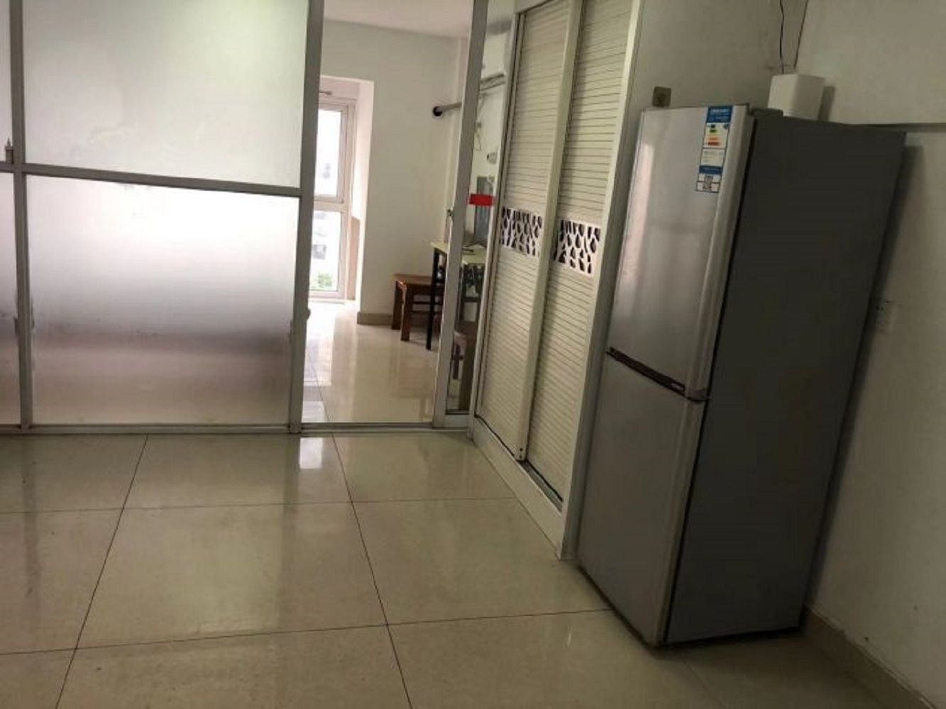 万科爱情公寓 2室1厅1卫 40m²