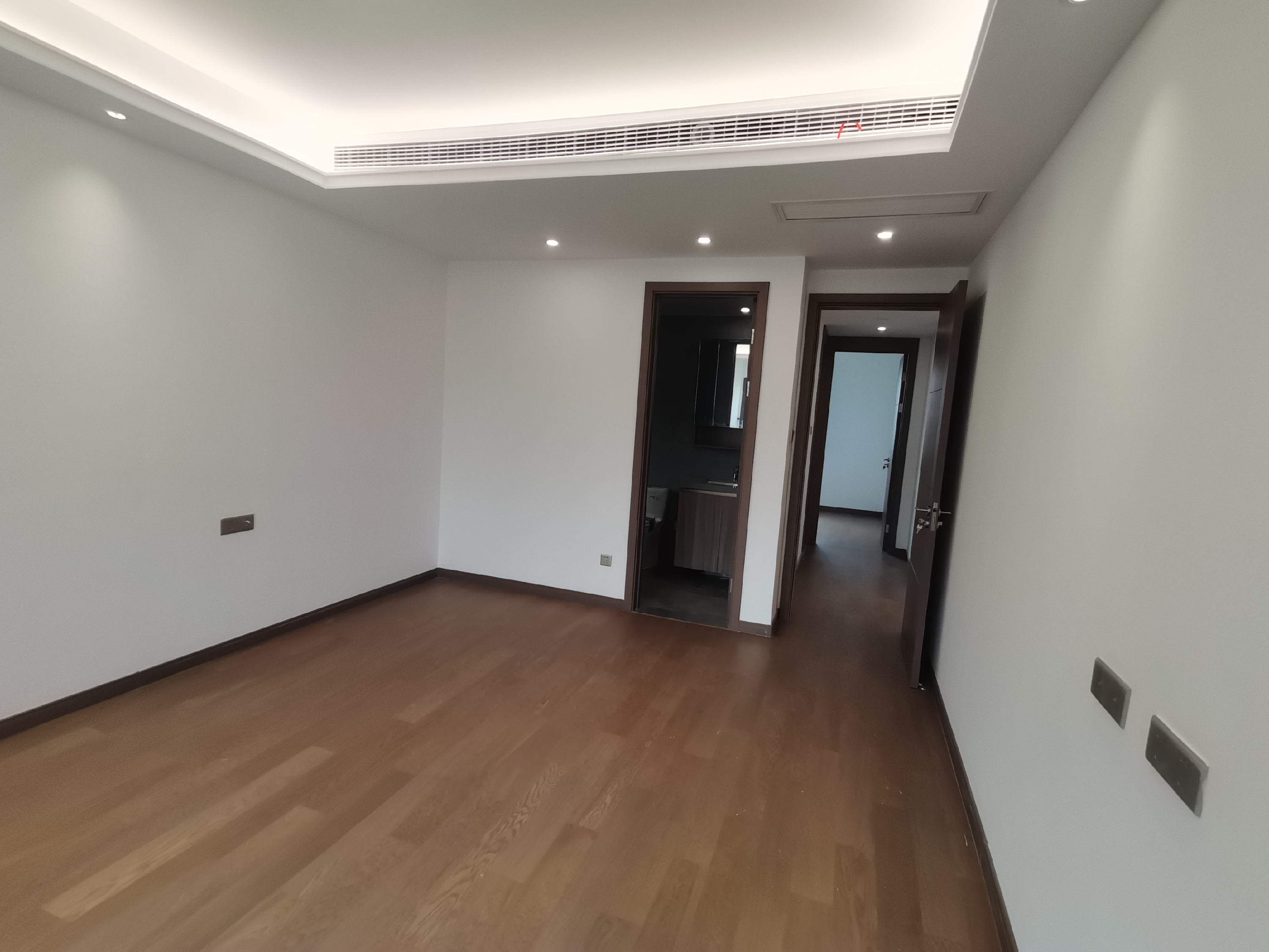 中海上东区 3室2厅2卫 127m&sup2;