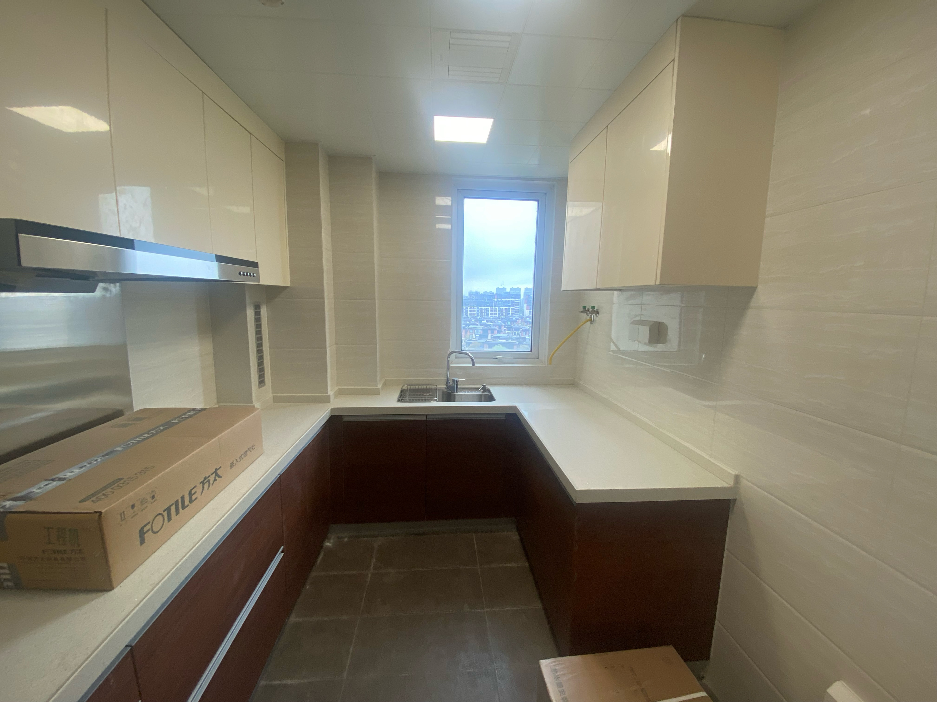 中海碧林湾 3室2厅2卫 140.58m&sup2;