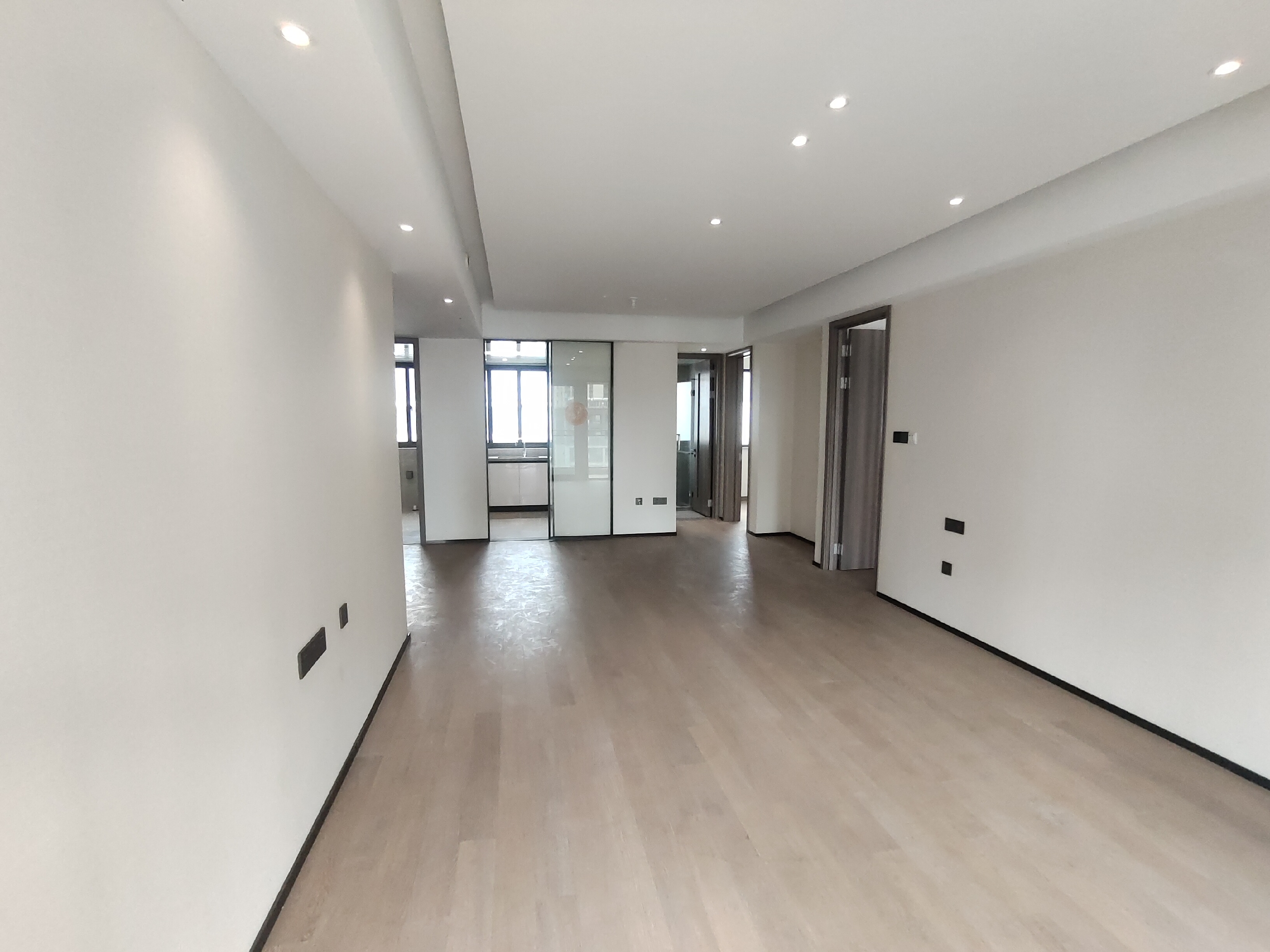 万科翡翠公园 3室2厅2卫 105.00m&sup2;