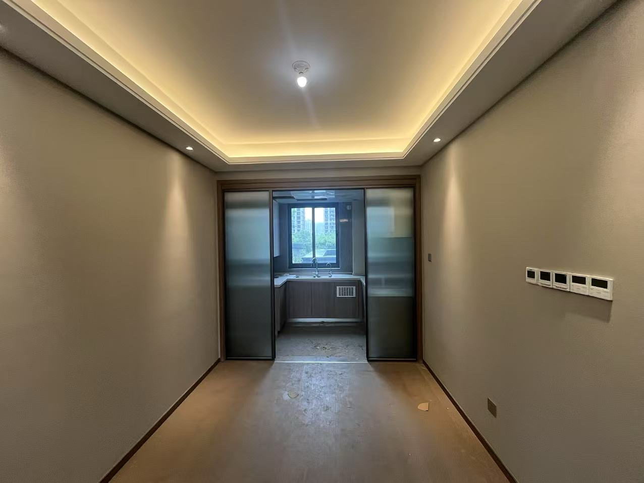 长泰滨河国际 3室2厅2卫 127.77m&sup2;
