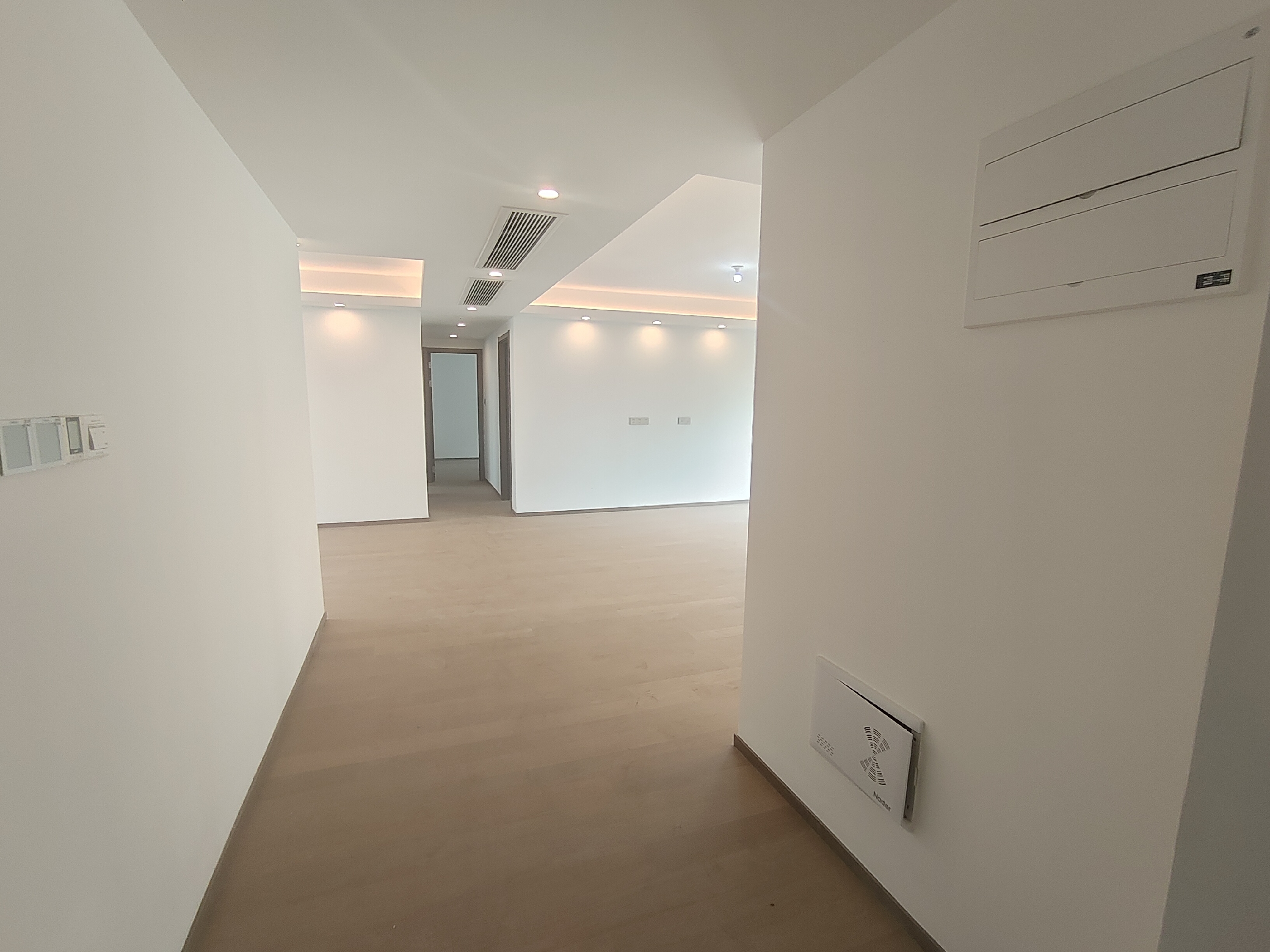 卓越府 4室2厅2卫 144m²