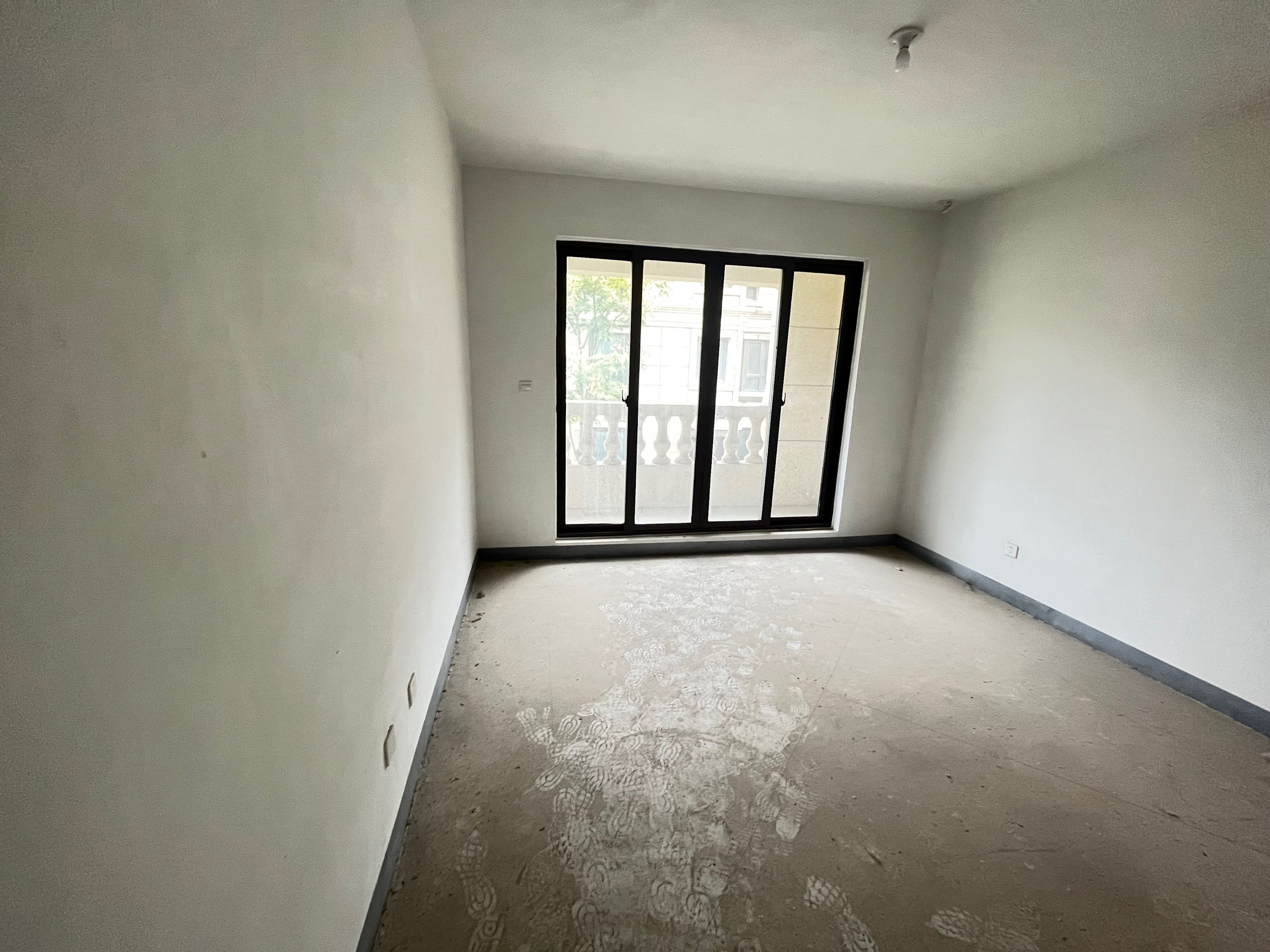 中南熙悦(南通经济技术开发区) 5室2厅3卫 131.00m&sup2;