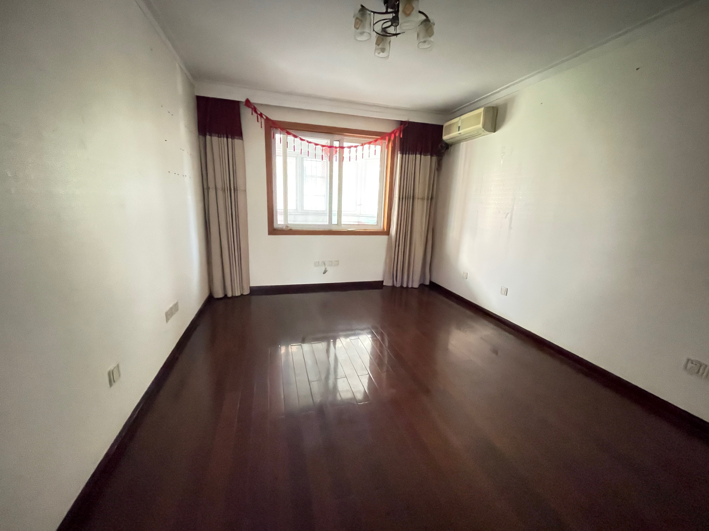 湾子头新寓 3室2厅2卫 139.81m&sup2;