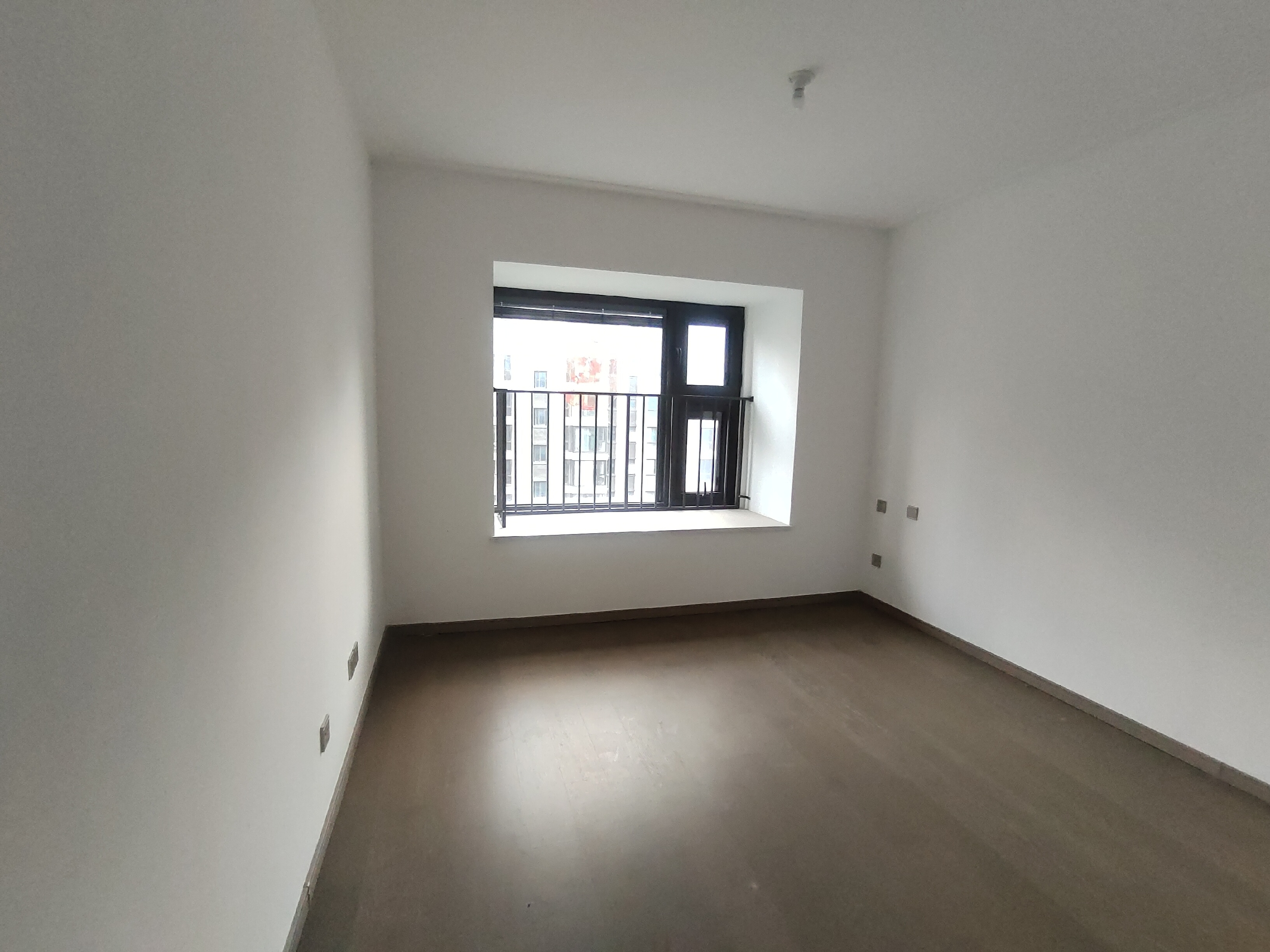 时光漫城 4室2厅2卫 126m²