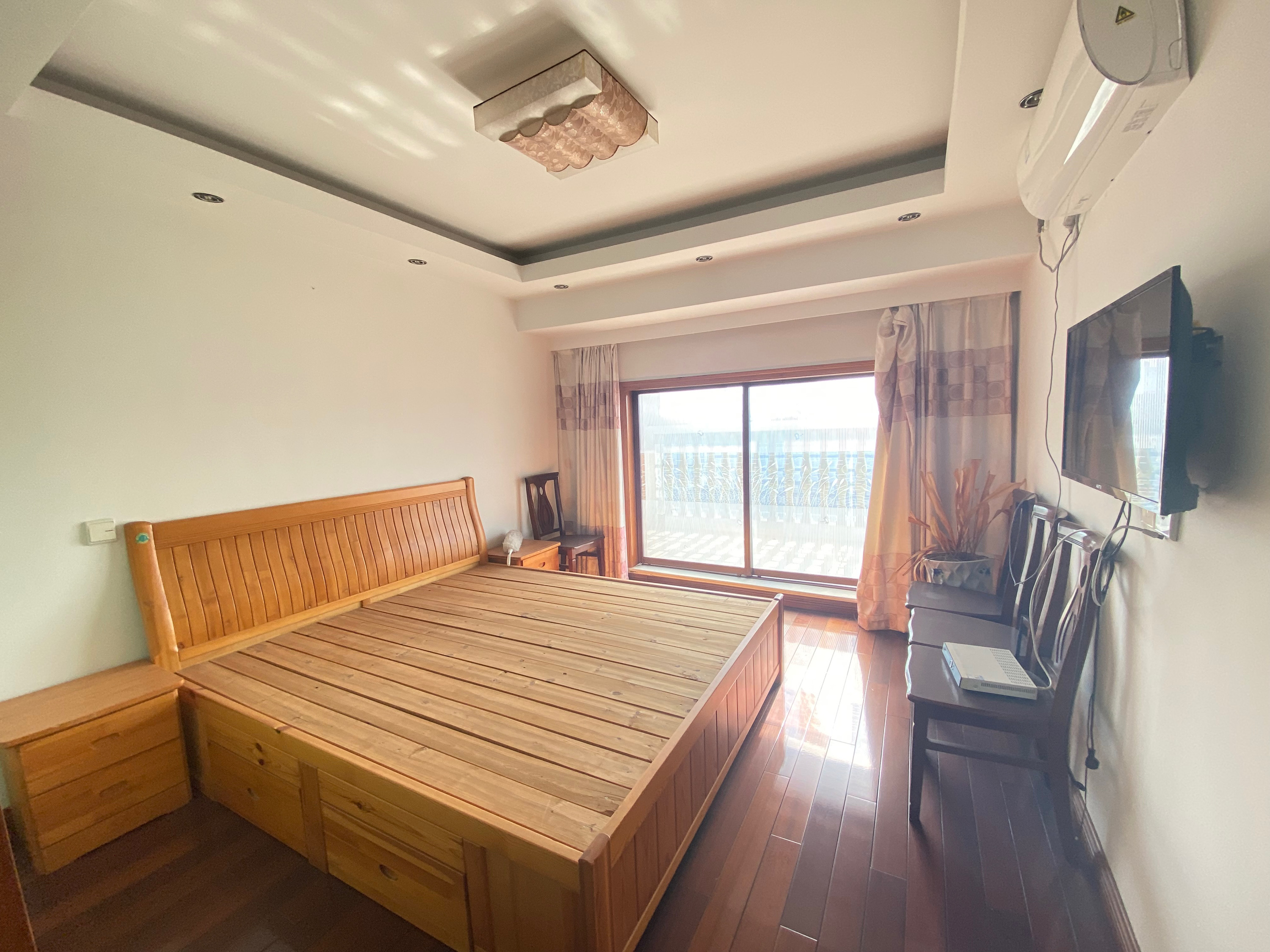 城港花苑西区 3室2厅2卫 160m&sup2;
