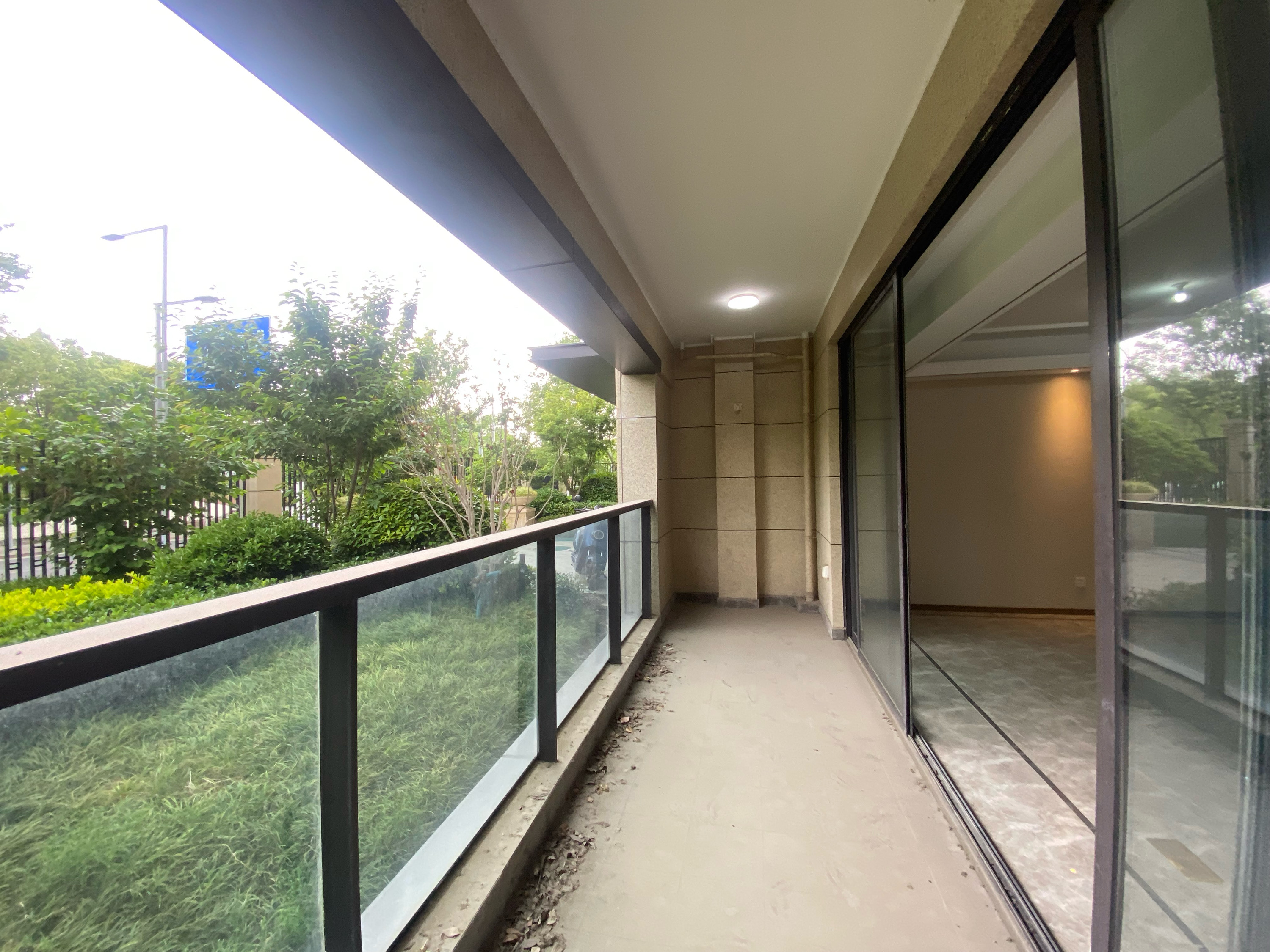 绿城蘭园 3室2厅2卫 156m&sup2;
