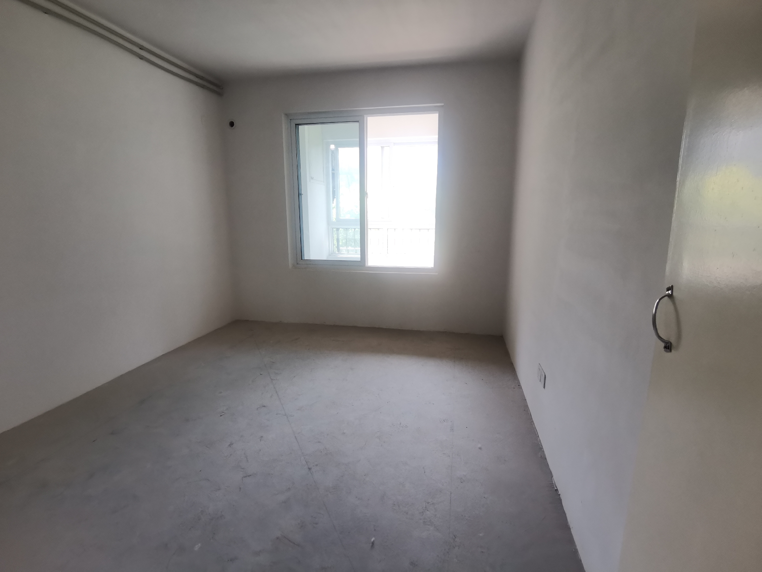 江畔花苑 3室2厅2卫 138m&sup2;