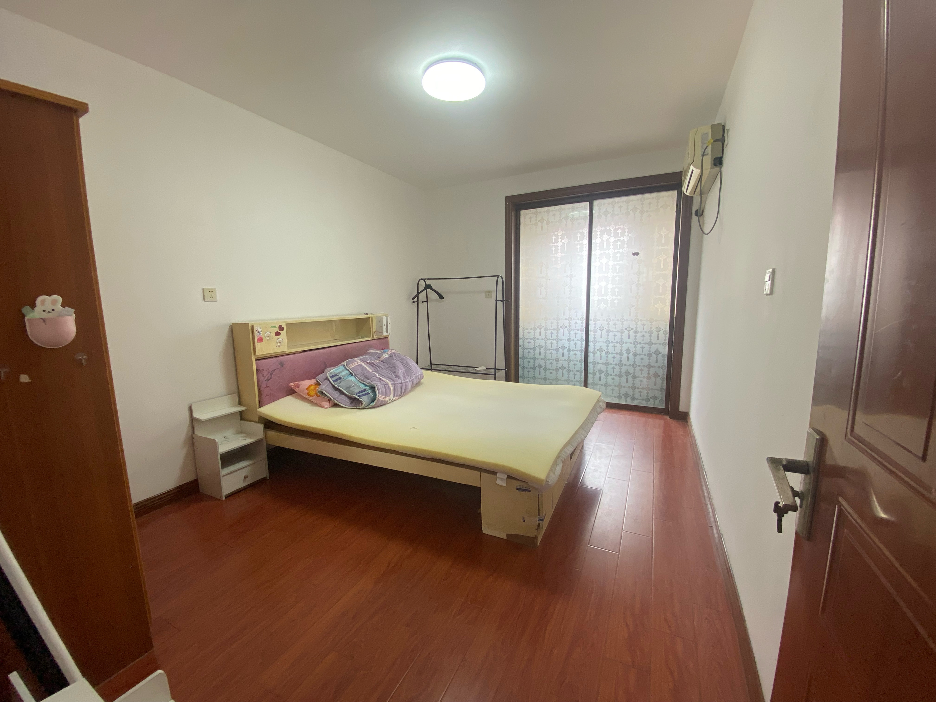 易家桥新村 2室1厅1卫 65m&sup2;
