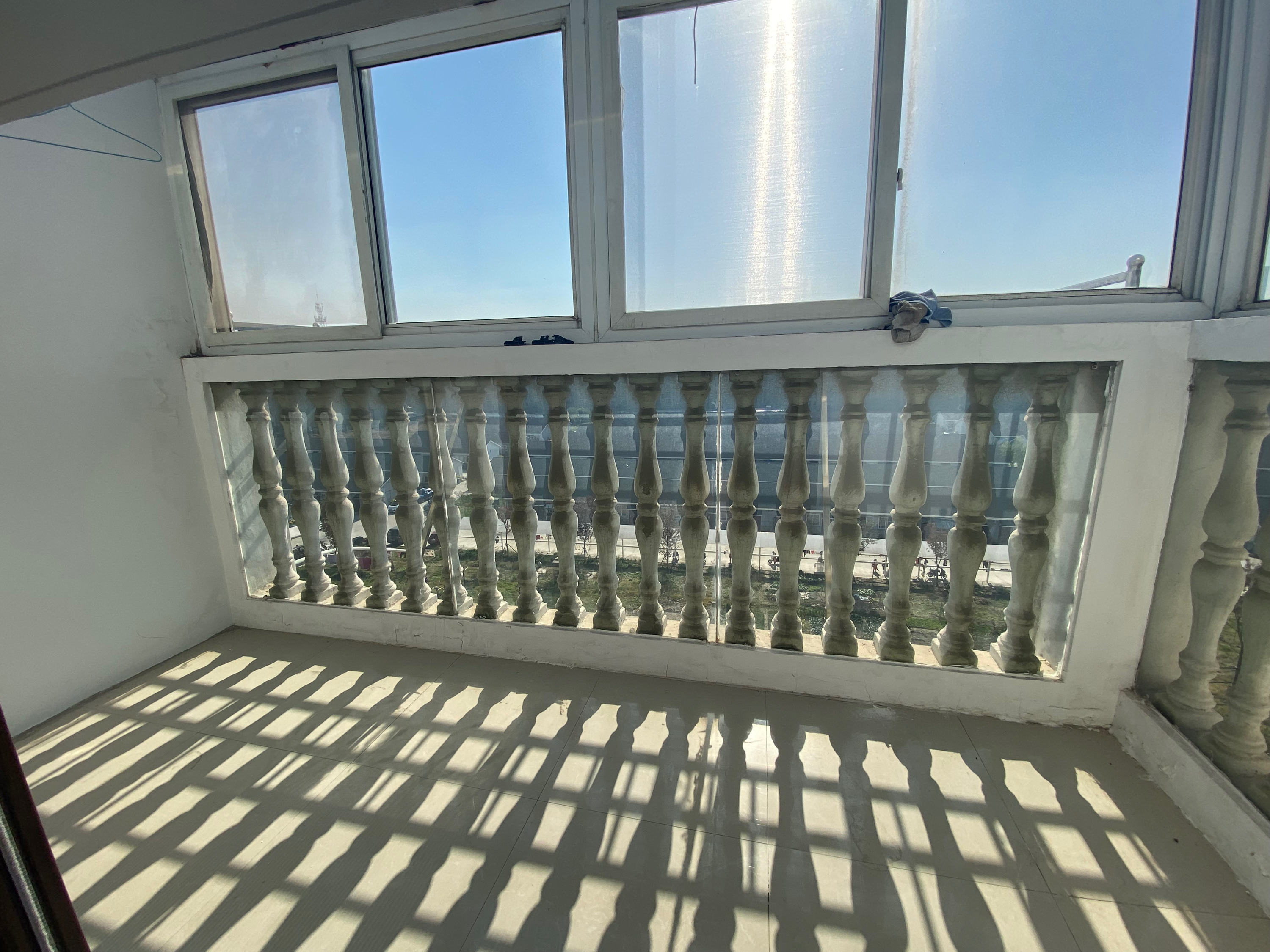 城港花苑西区 3室2厅2卫 160m&sup2;