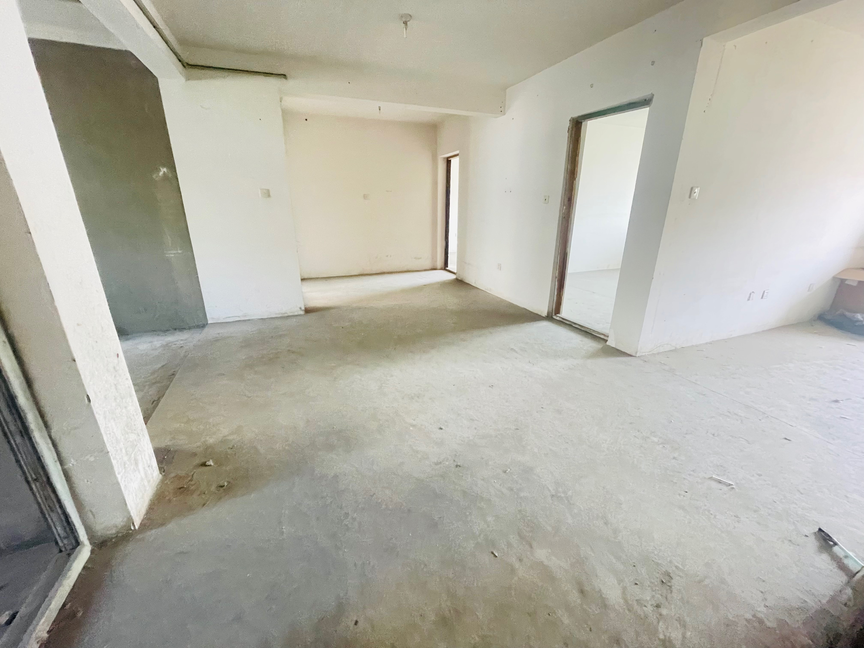 东晖花园 3室2厅2卫 147.14m²