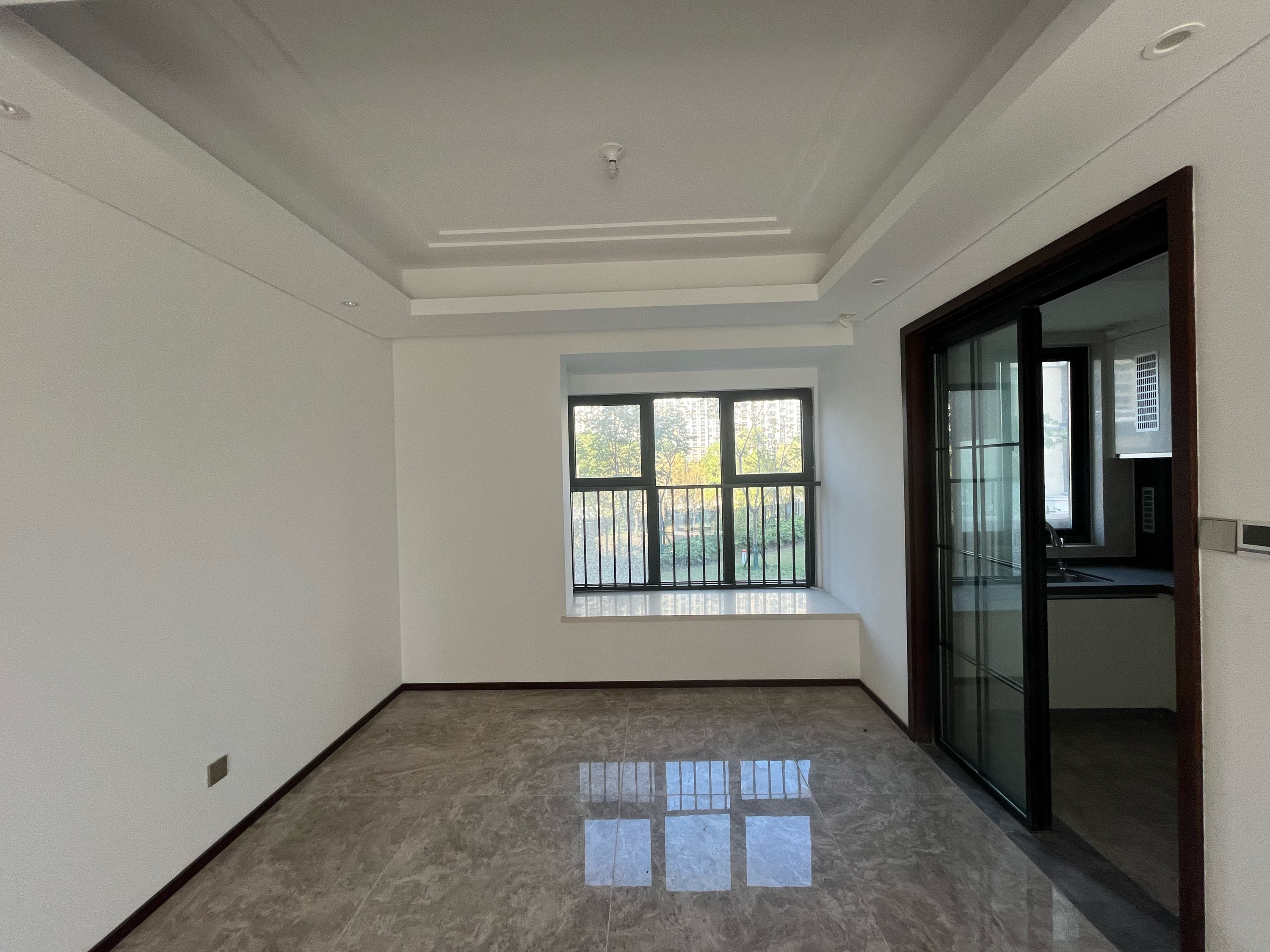 春江阅 4室2厅2卫 143m²