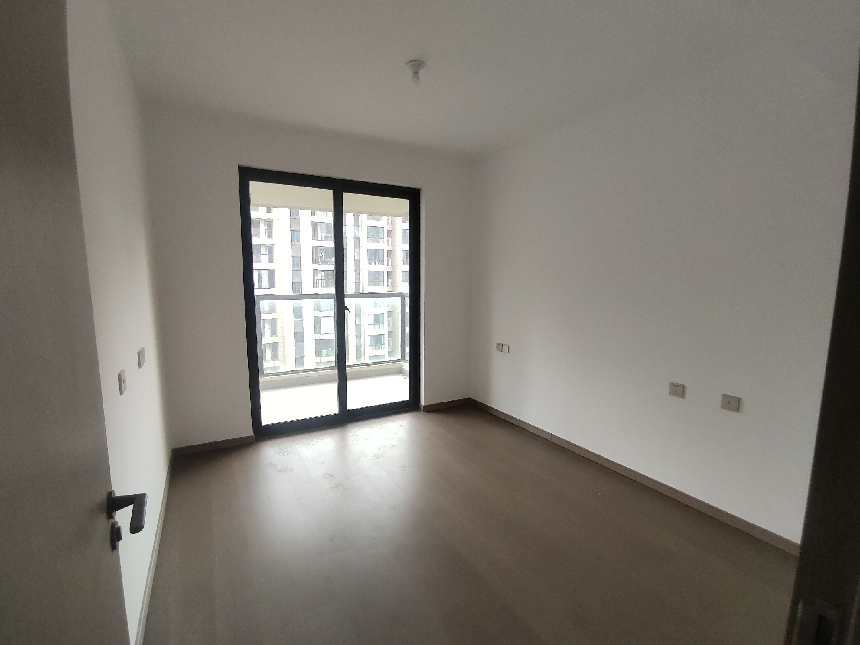 时光漫城 4室2厅2卫 126m²
