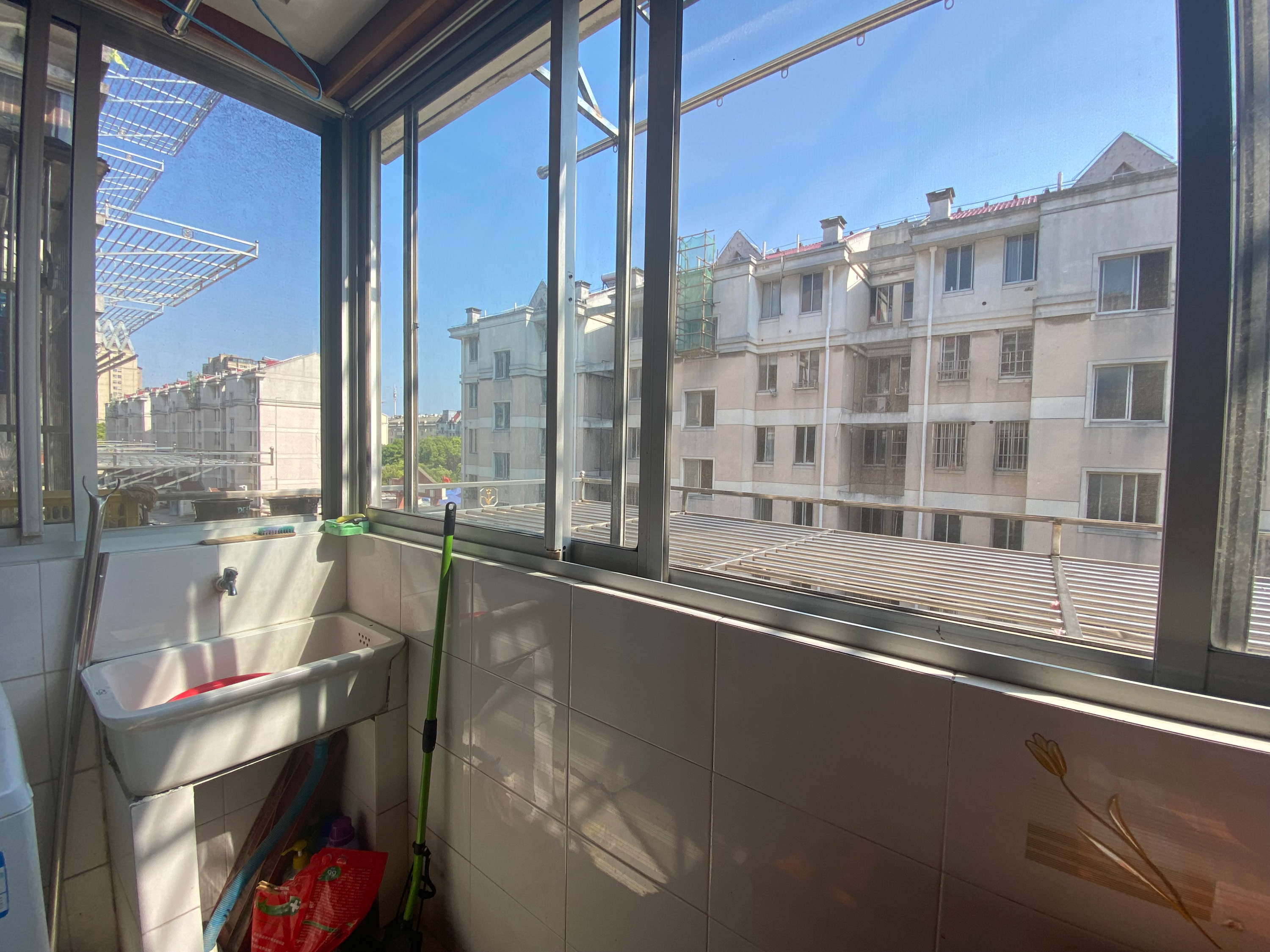 新开苑南区 3室2厅1卫 92m&sup2;