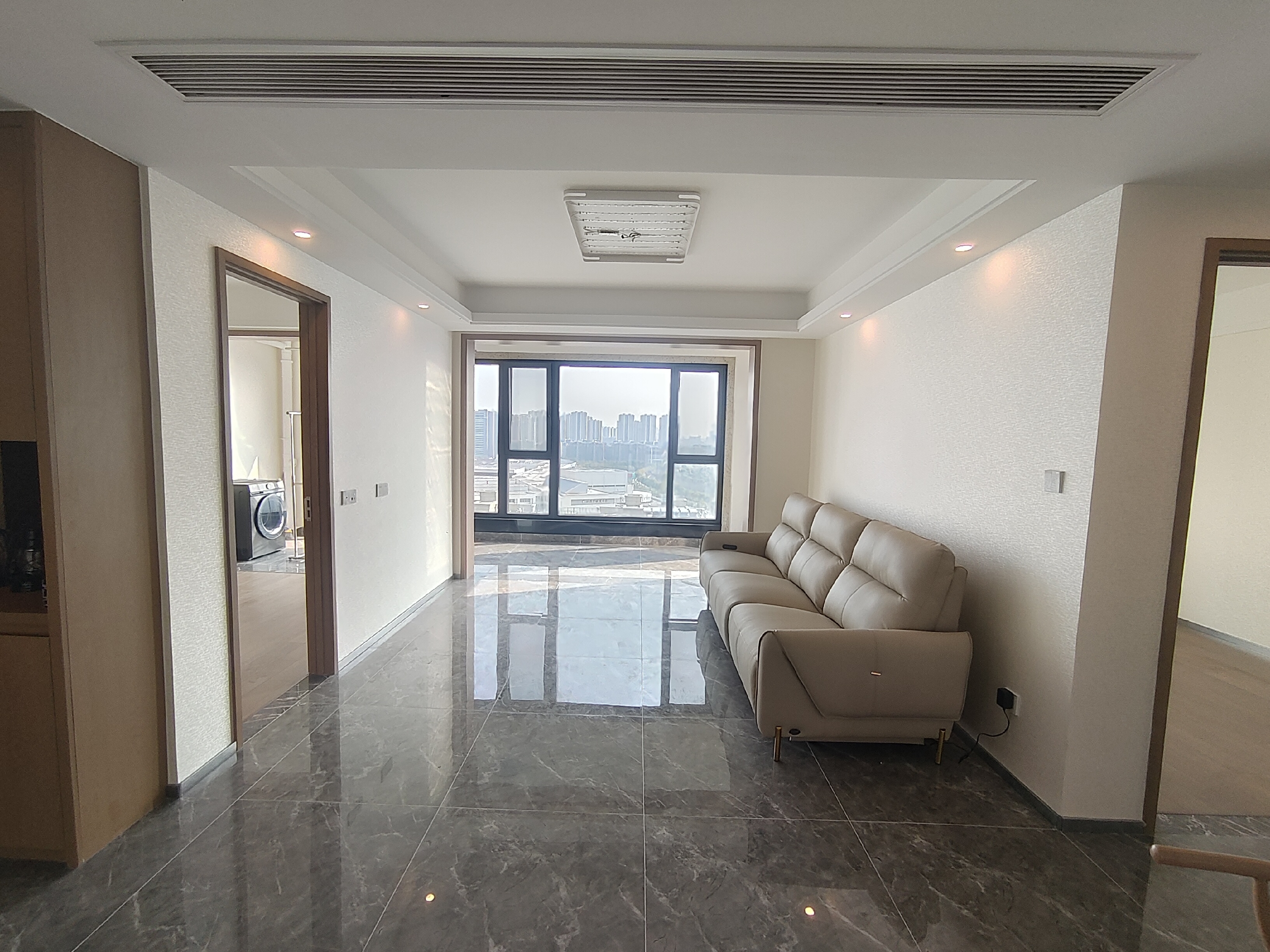 远创宸樾 4室2厅2卫 122.66m&sup2;