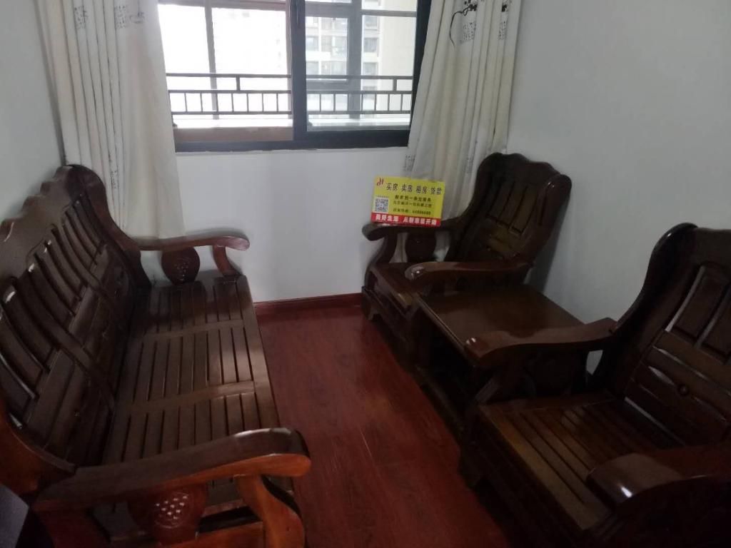 万科濠河传奇 3室1厅1卫 107m&sup2;