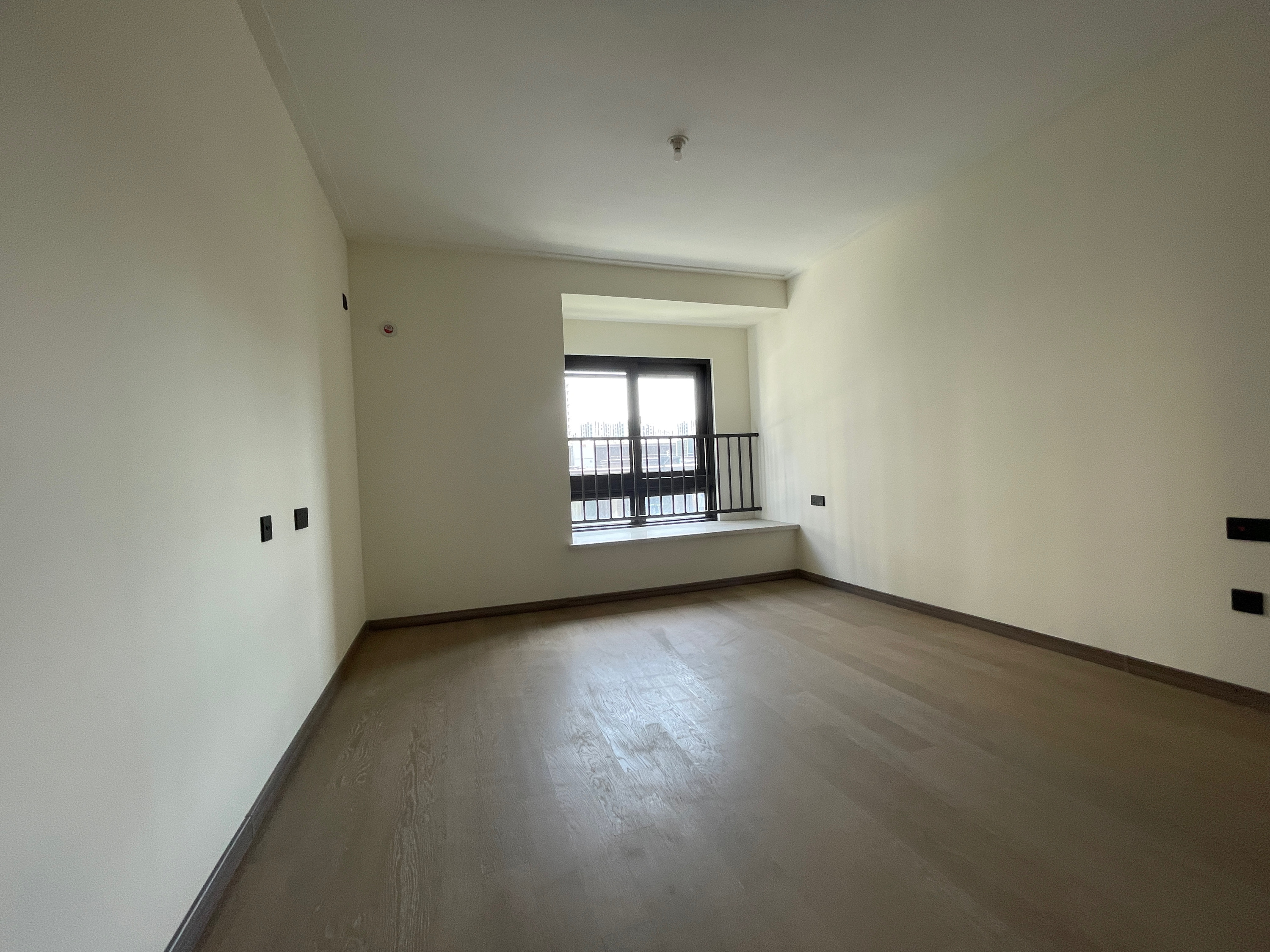 湖山源著 3室2厅2卫 127m&sup2;