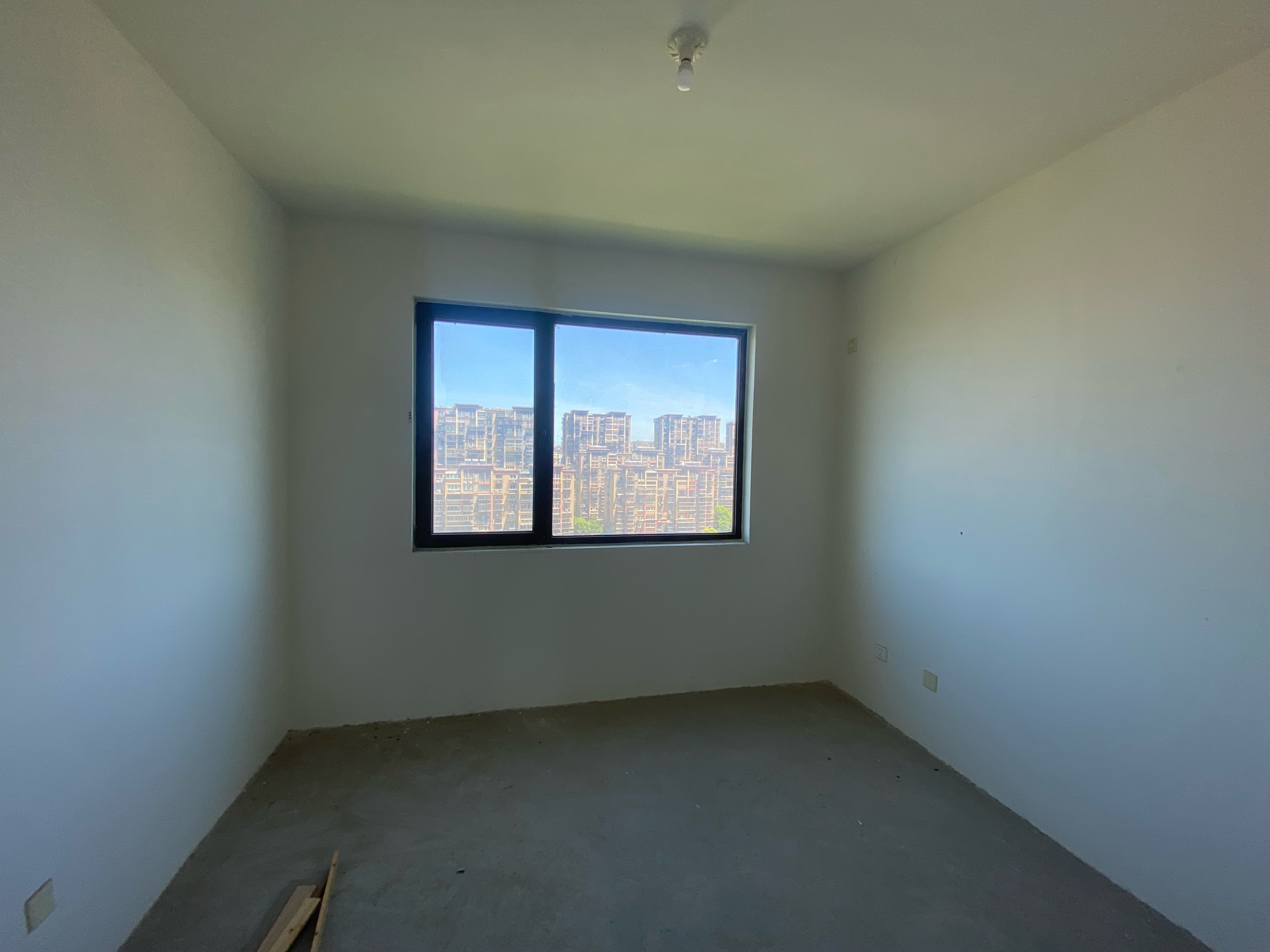 万濠山庄 3室2厅2卫 143.66m²