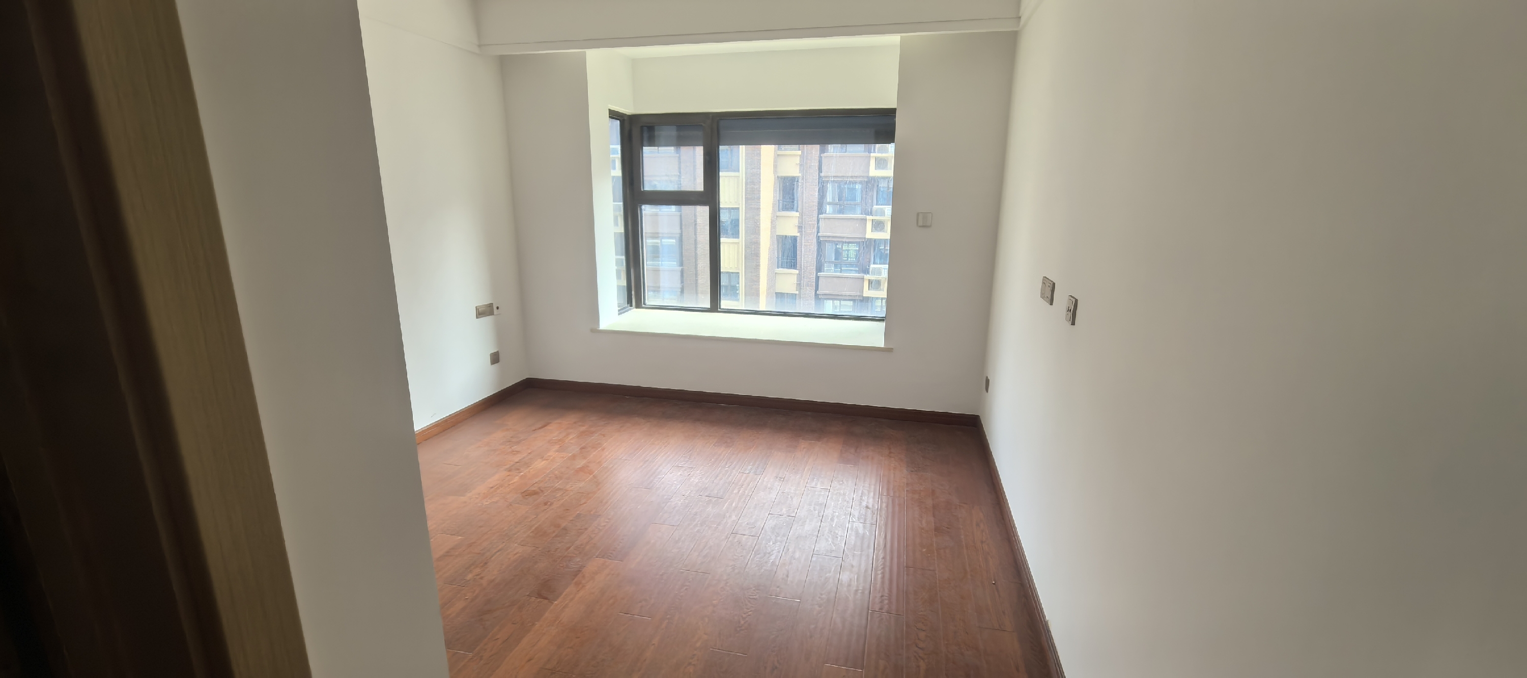 林肯公园 4室2厅2卫 123.37m&sup2;