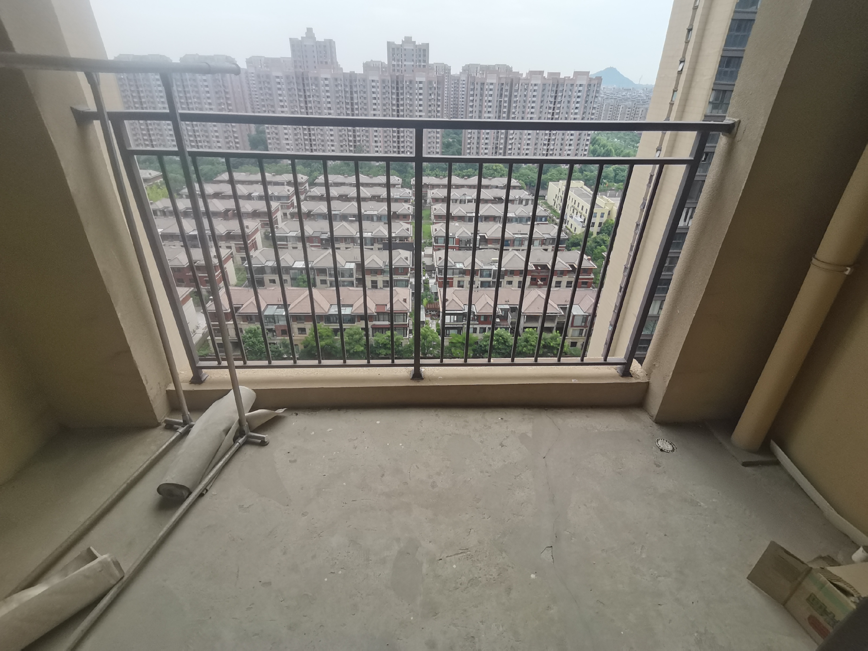 景瑞御府 3室2厅1卫 92m&sup2;