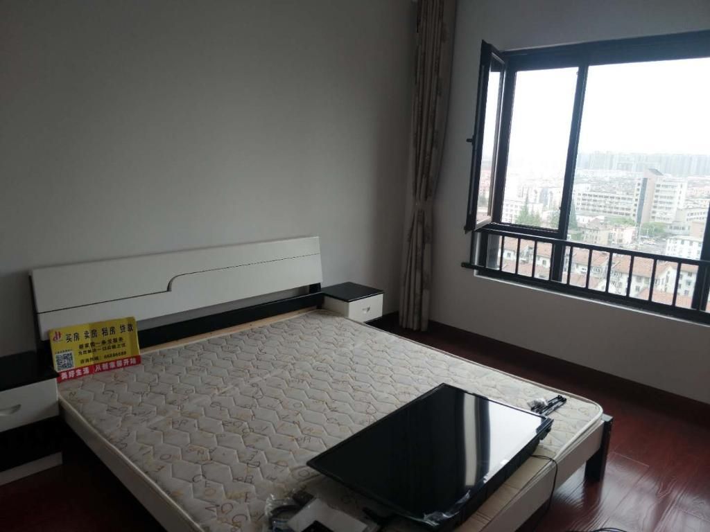 万科濠河传奇 3室1厅1卫 107m&sup2;