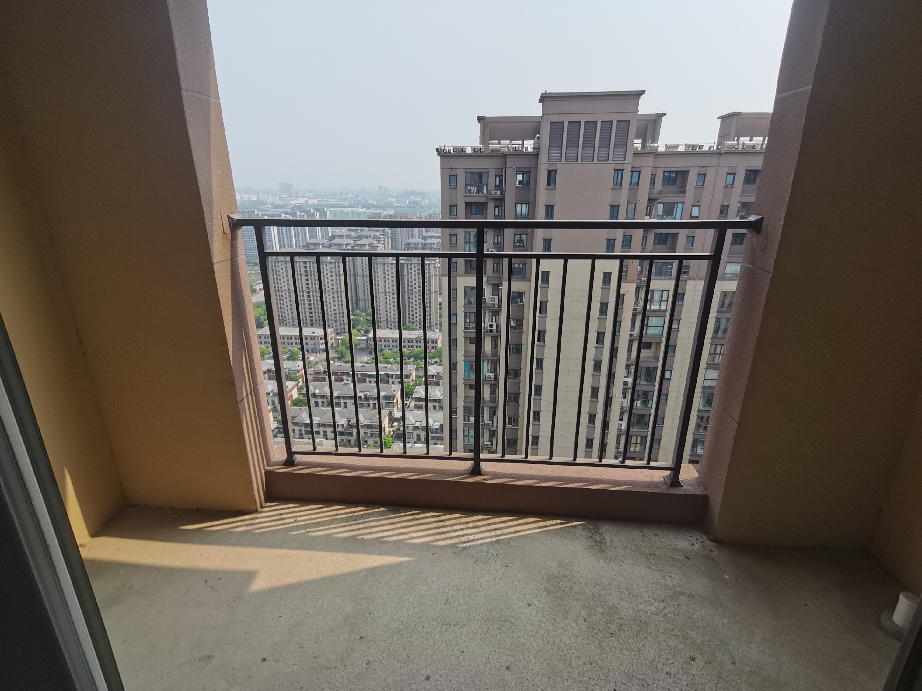 景瑞御府 3室2厅1卫 93m&sup2;