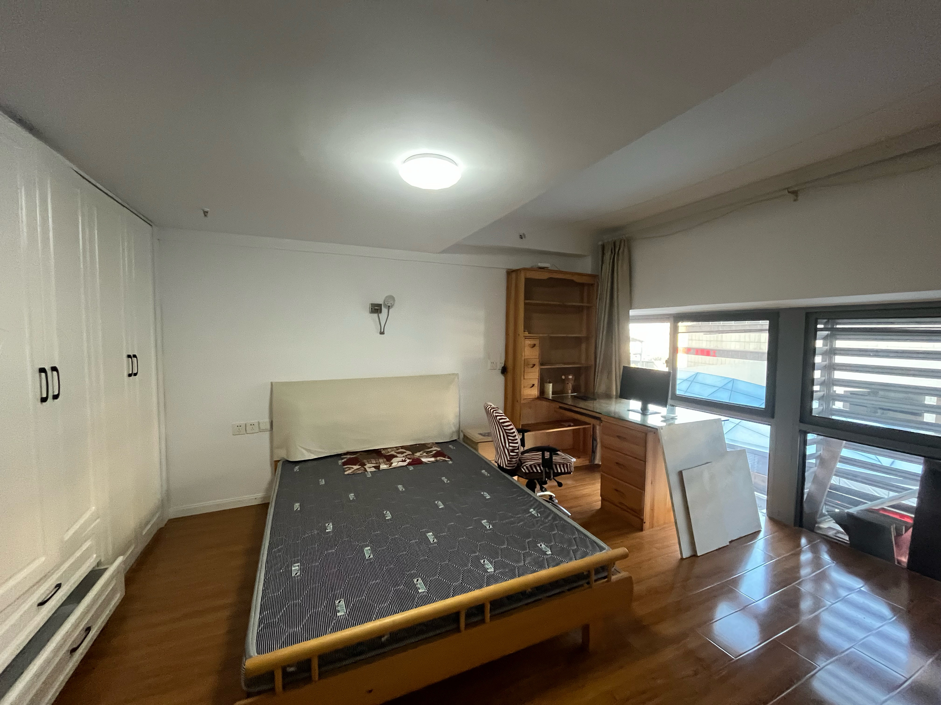 赛格时代广场 2室2厅2卫 50.00m&sup2;