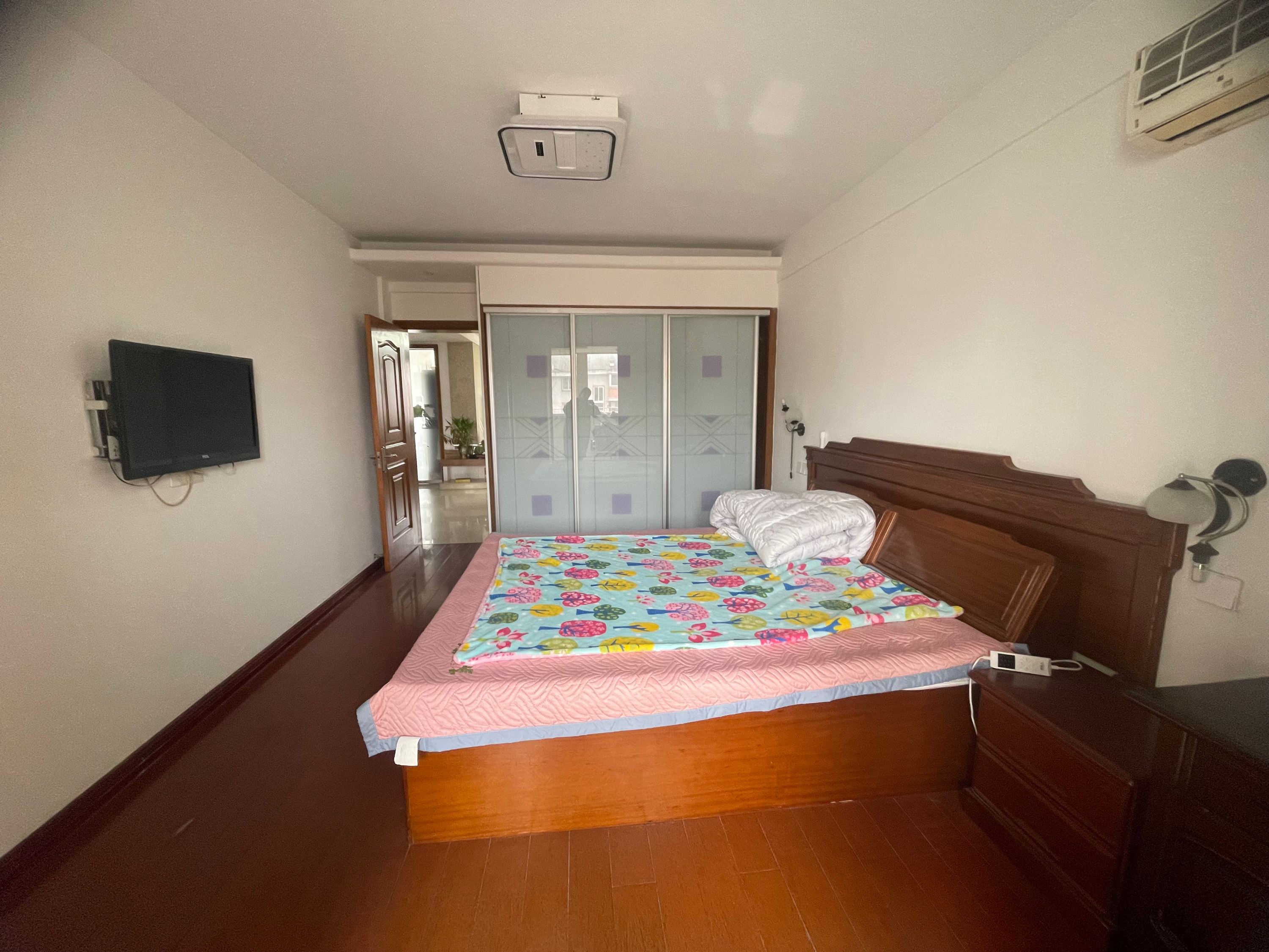 怡园北村北区 4室2厅2卫 106m&sup2;