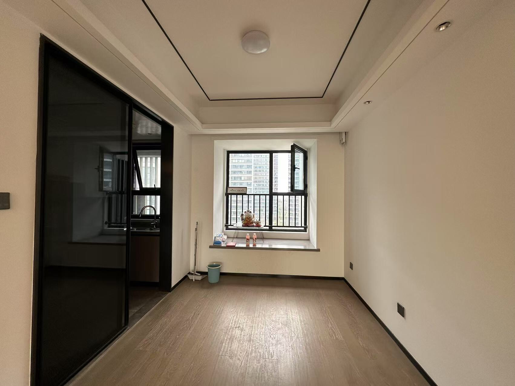 滨江道静园 4室2厅2卫 143.4m²