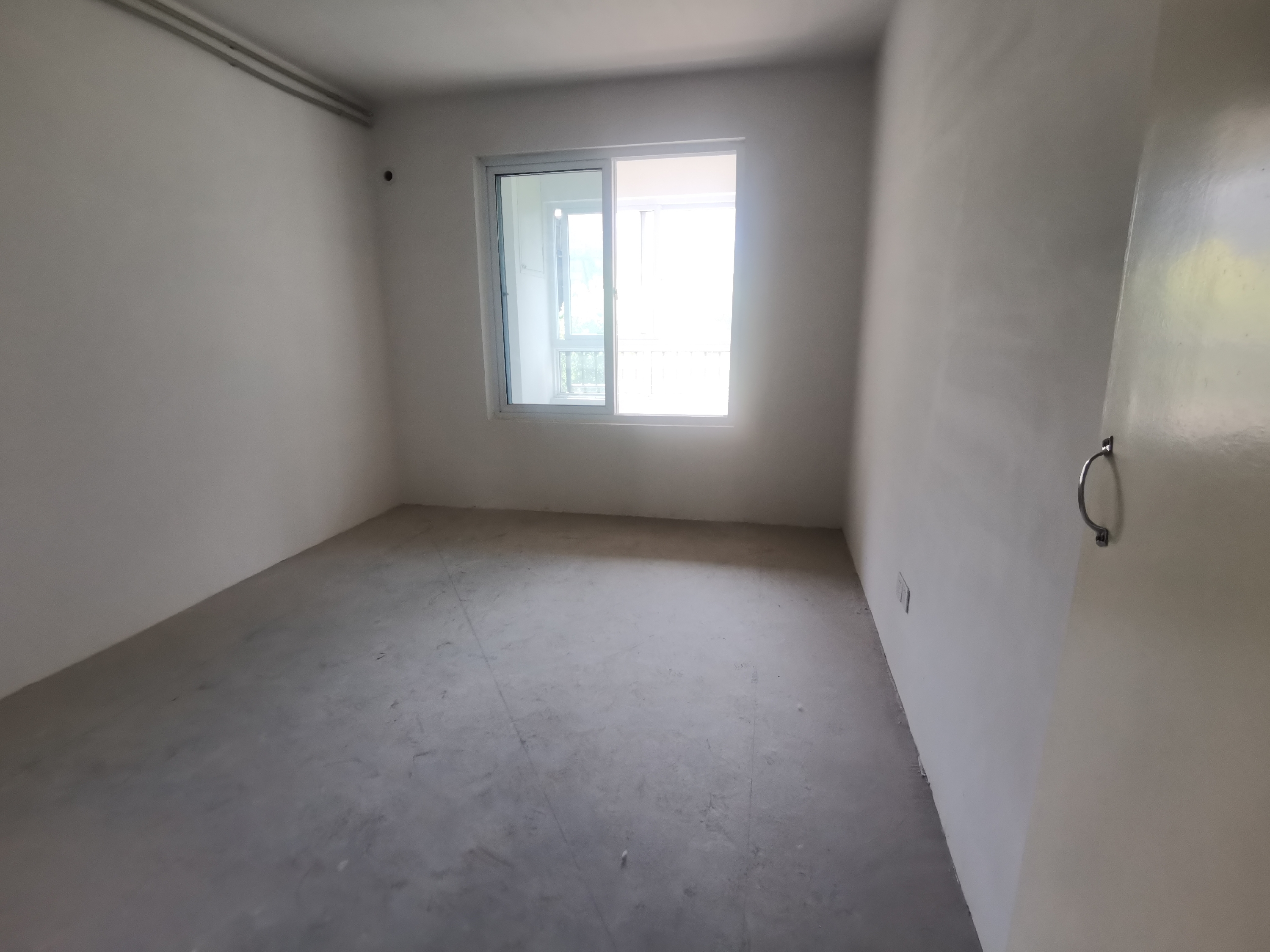 江畔花苑 3室2厅2卫 138m&sup2;