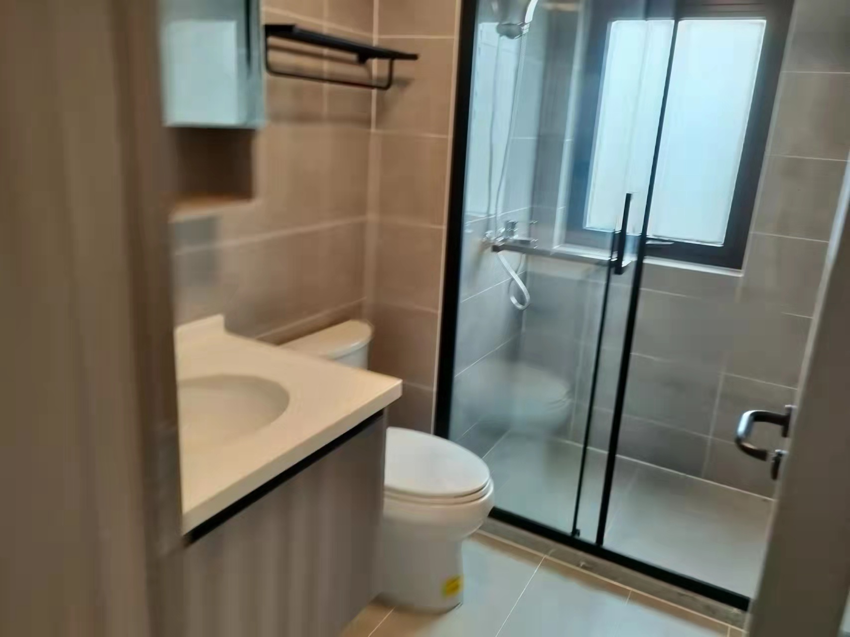世茂云锦 4室2厅2卫 145m&sup2;