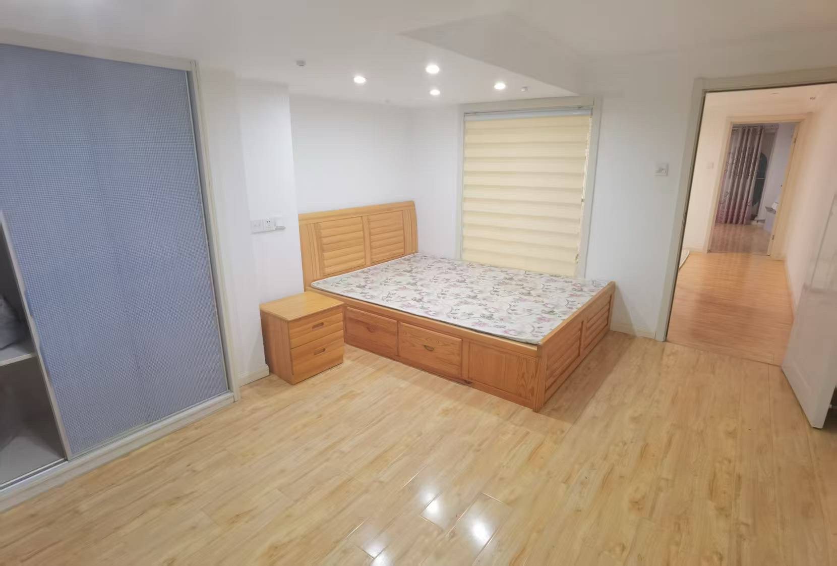 中房汇达广场 2室2厅1卫 72.00m&sup2;