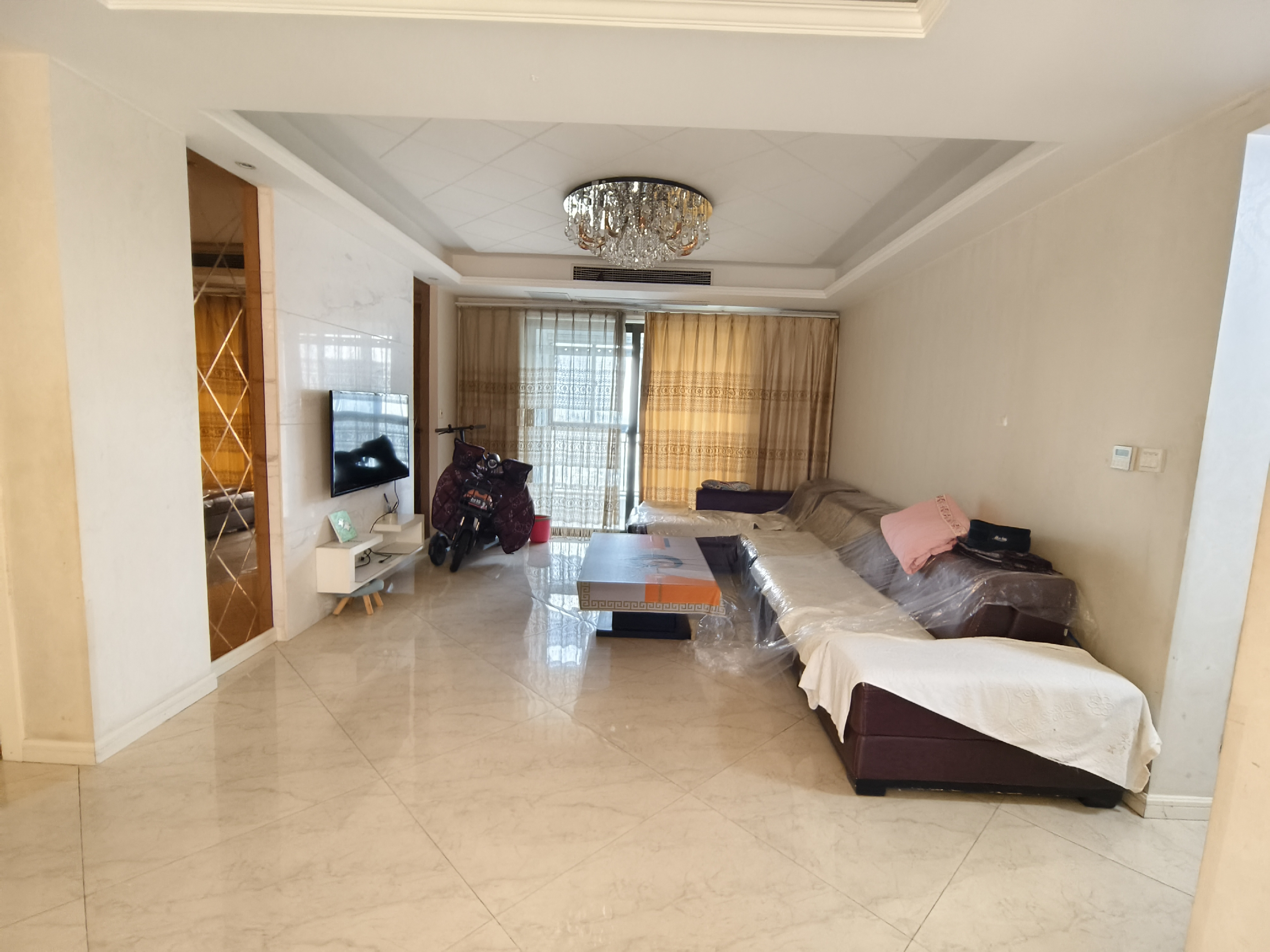 景瑞望府 3室2厅2卫 140m&sup2;