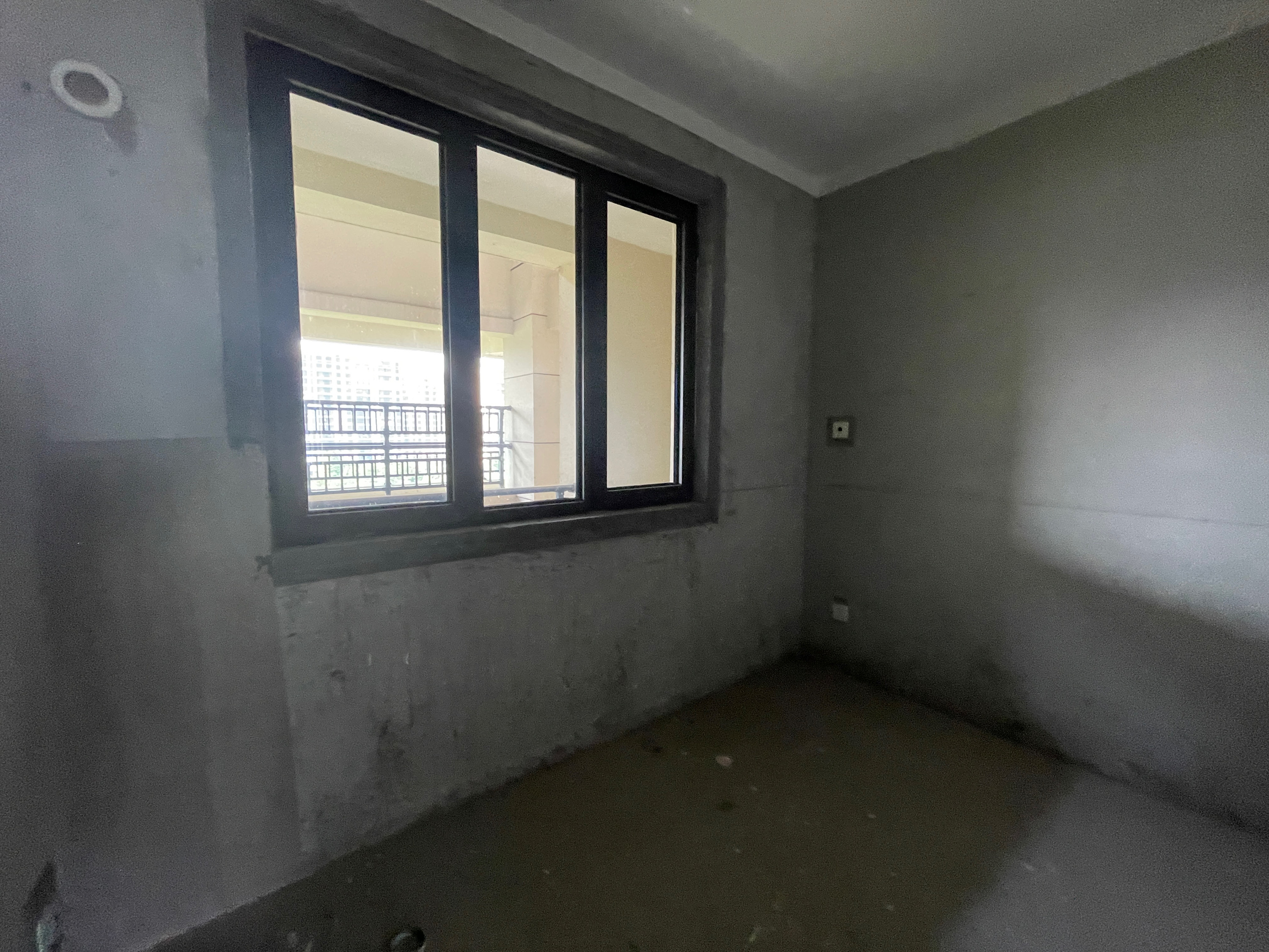 观澜台 3室2厅1卫 102m&sup2;