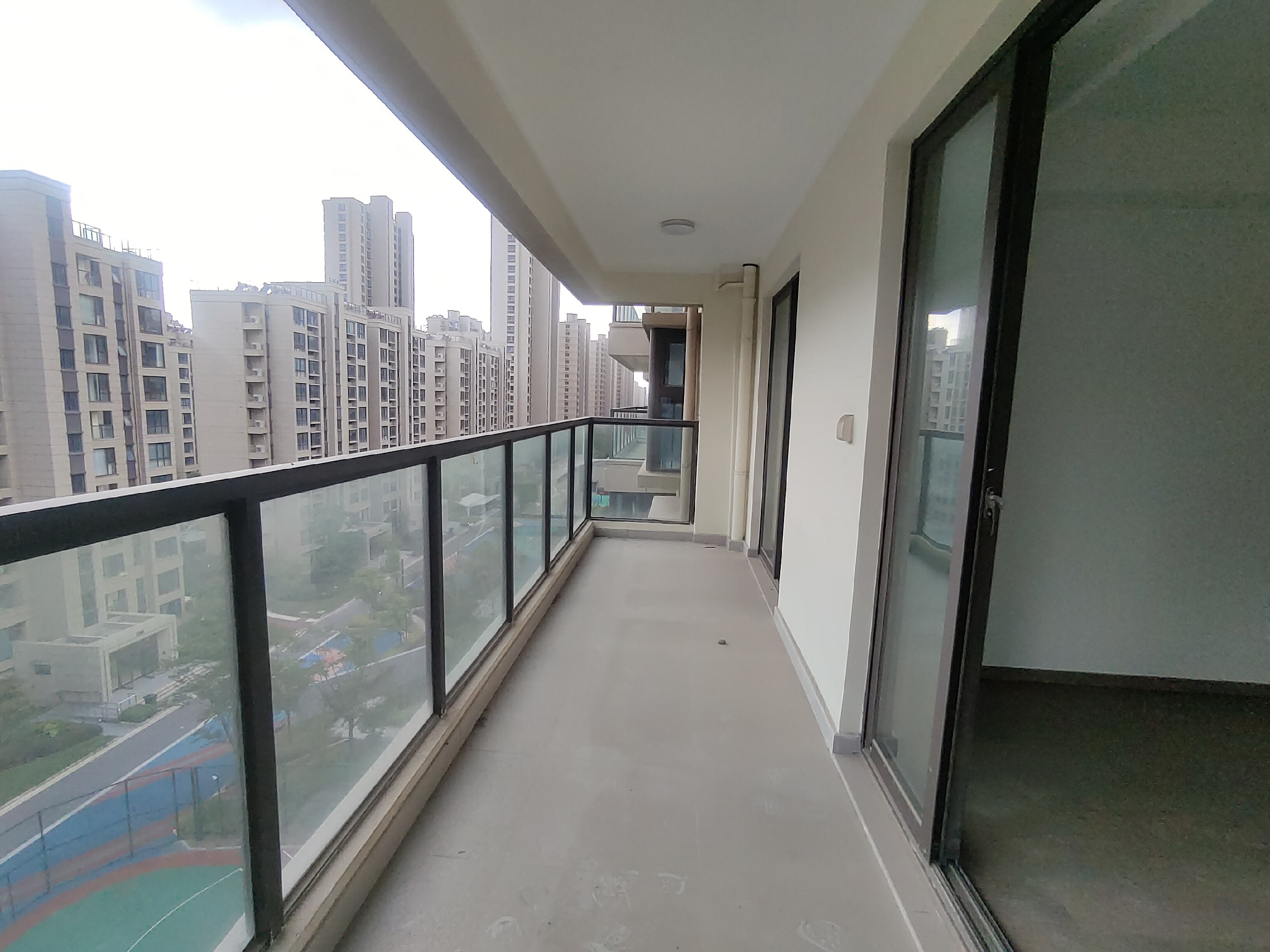 时光漫城 4室2厅2卫 126m²