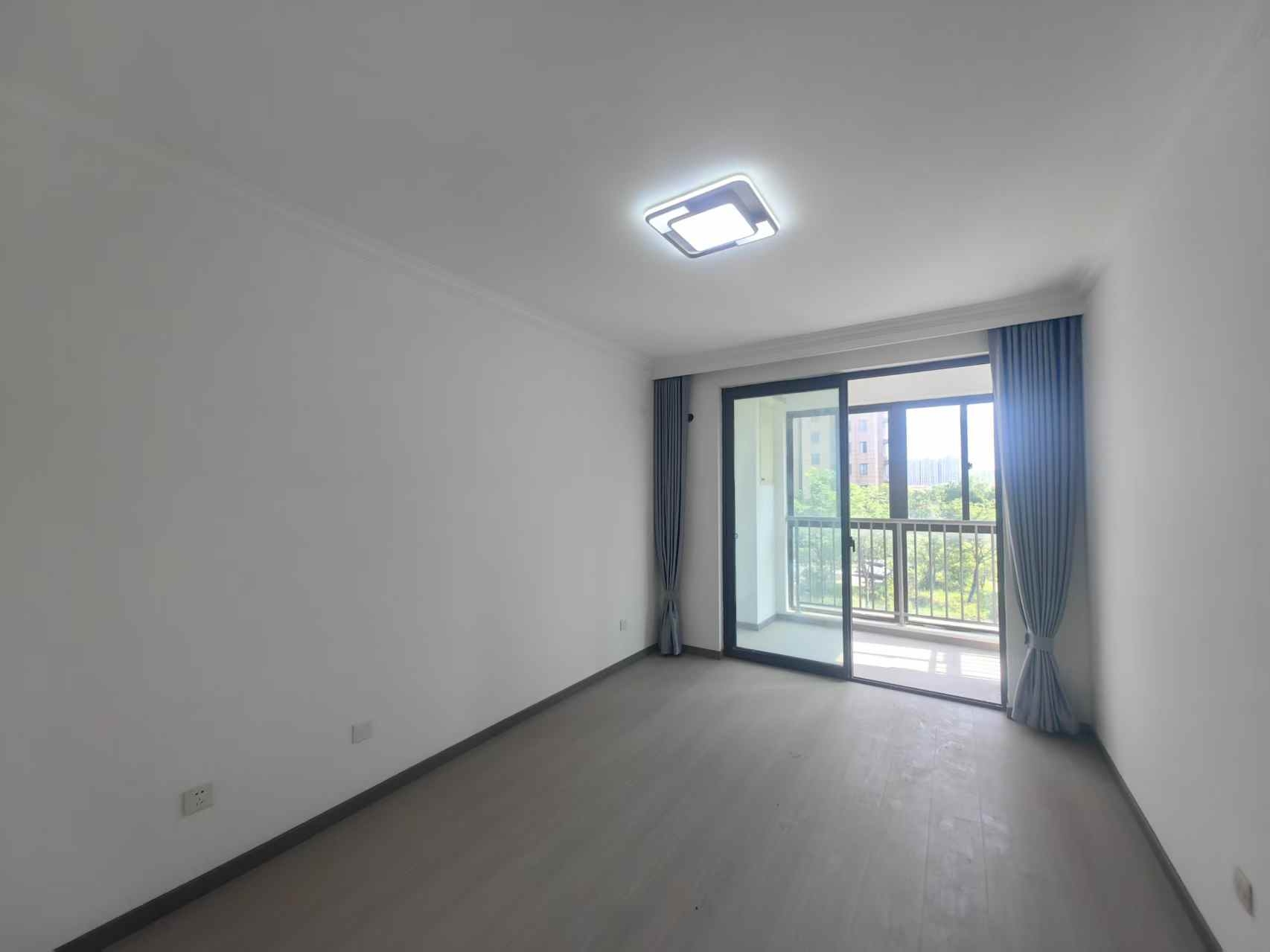 中桥名邸 2室1厅1卫 82m&sup2;